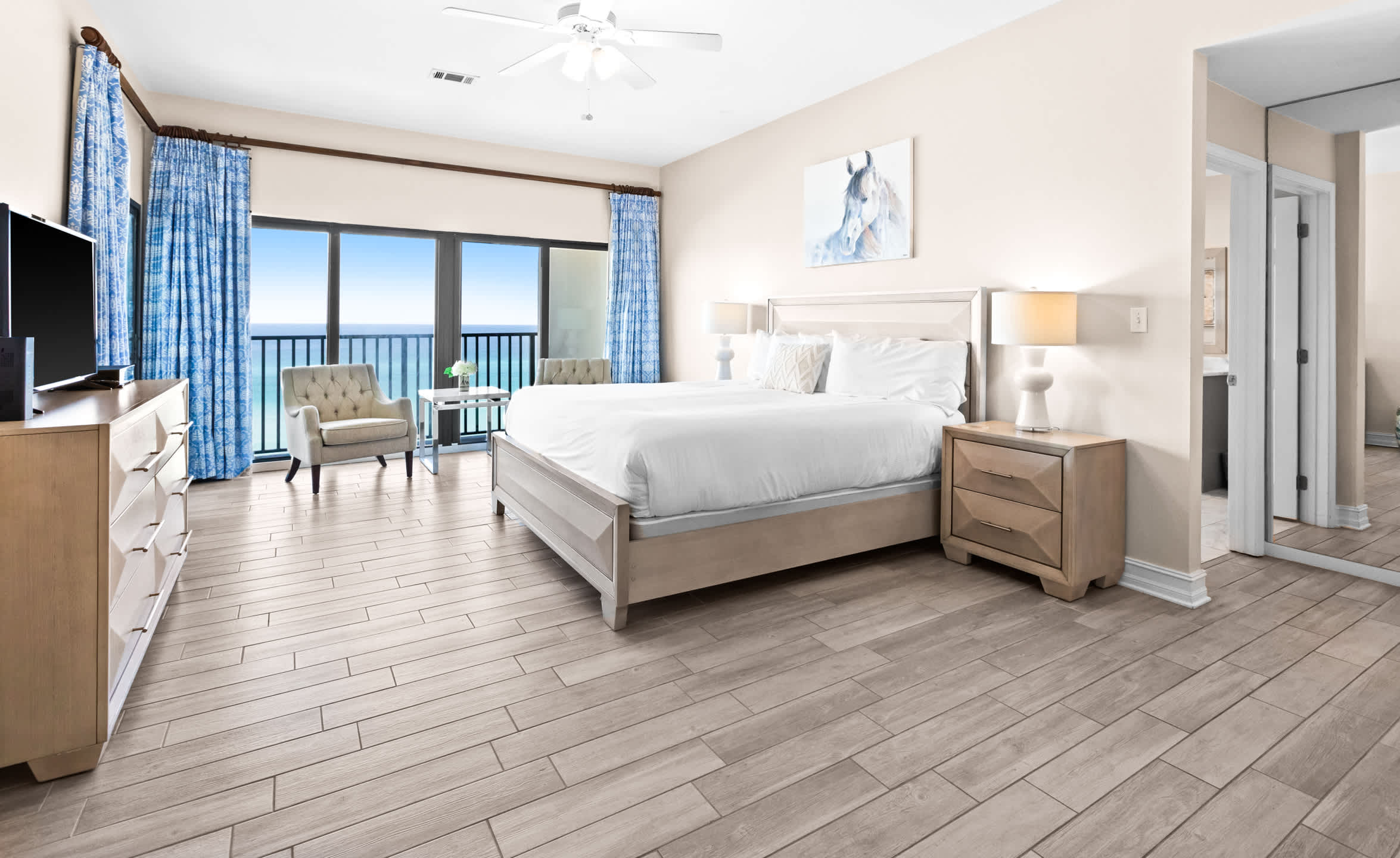 Huntington By the Sea 501 30