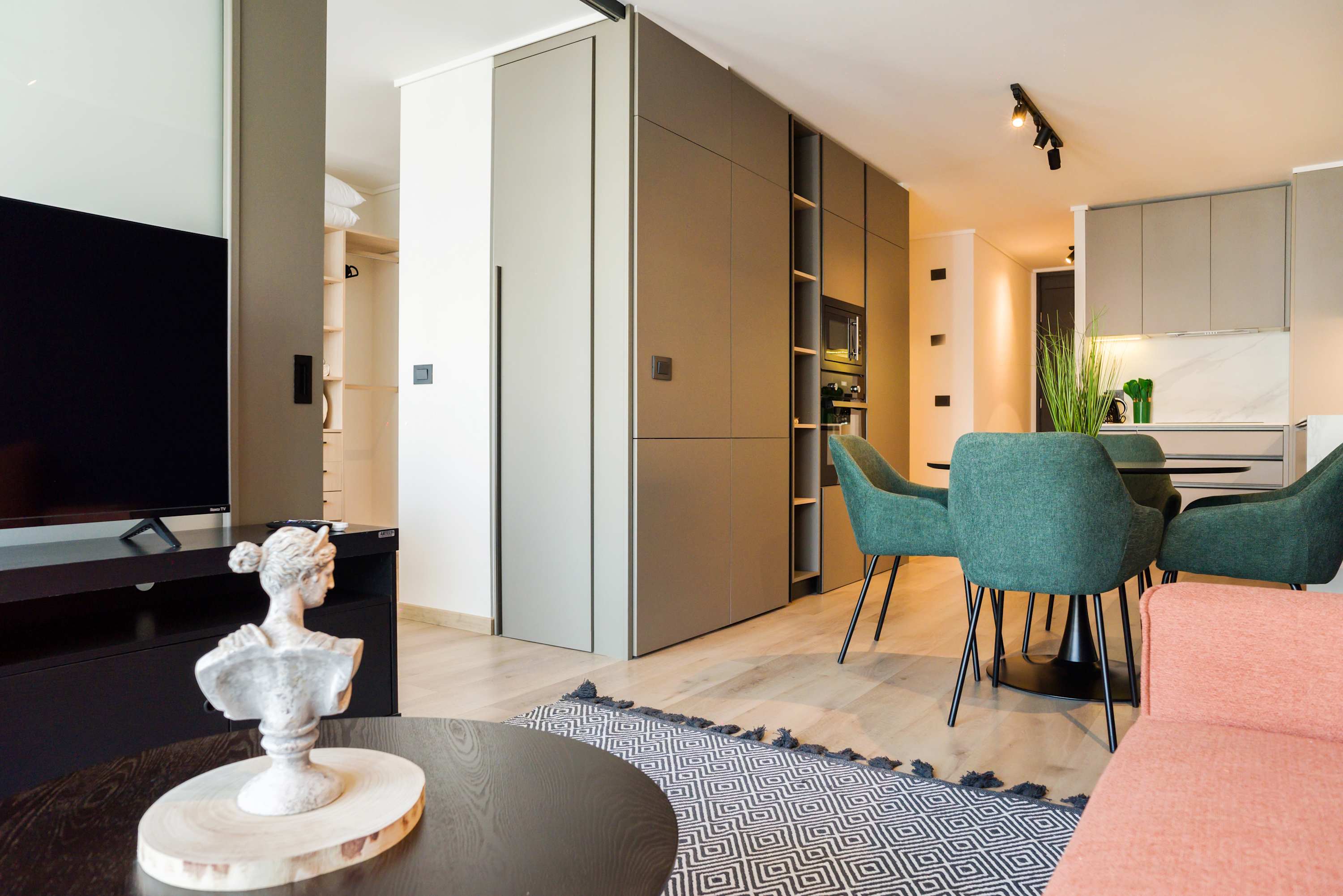 Sleek 1BR1BA Apt Urban Oasis for 3 in Las Condes
