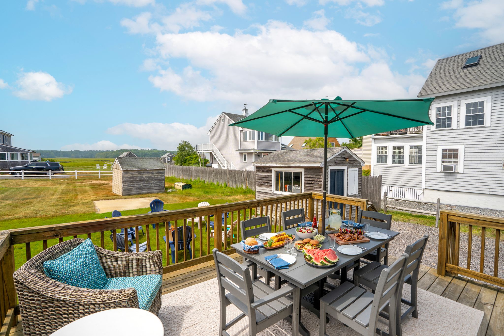 Steps from Crescent Beach • Beach Gear Included 5