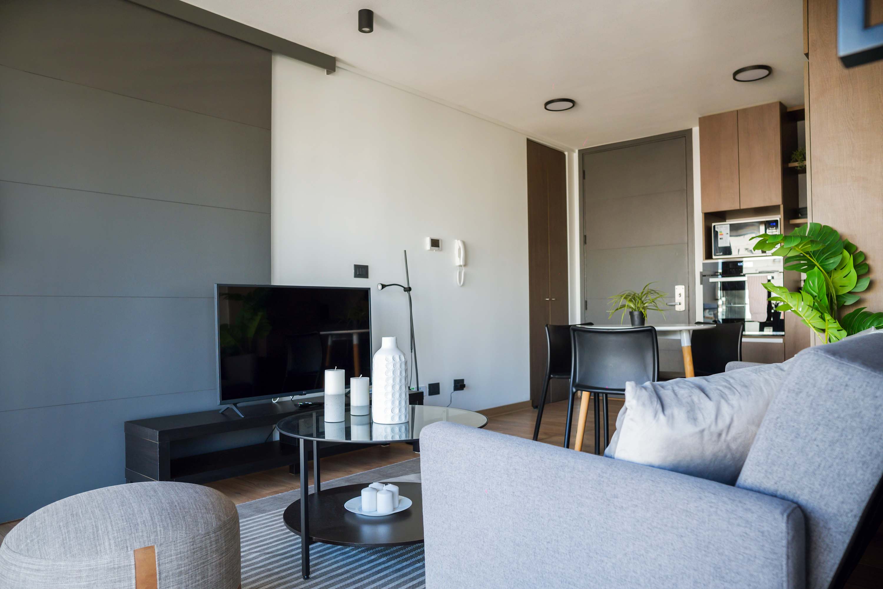 Spacious Apt Retreat in Las Condes Comfort Awaits