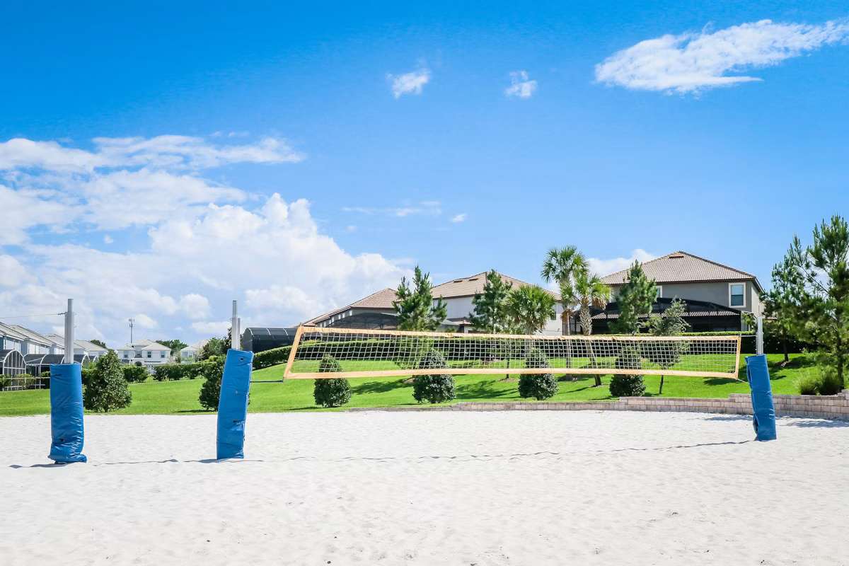 Pet-Friendly 4BR Near Disney – Private Heated Pool & Resort