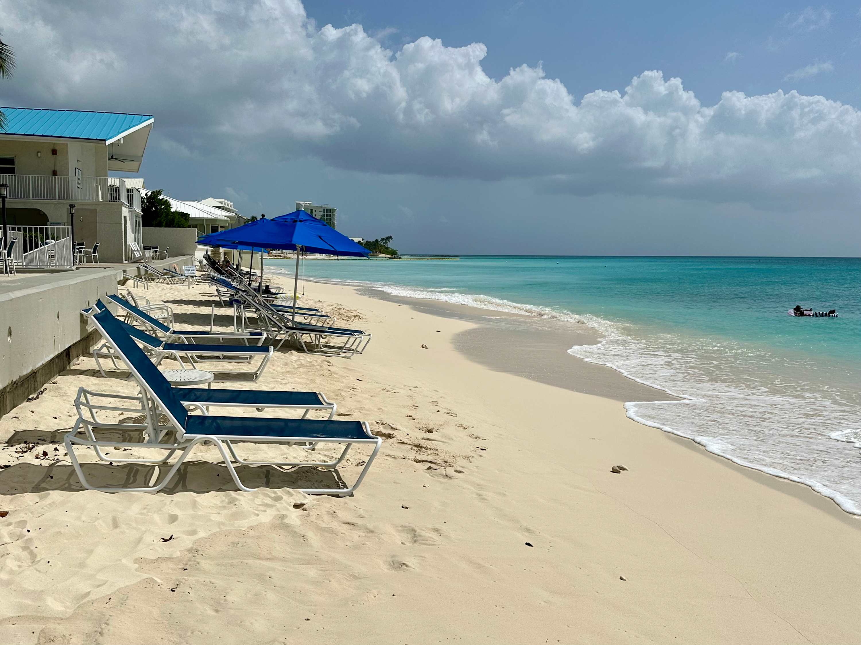 Cayman Reef Resort #52 On 7 Mile Beach - Cayman Islands