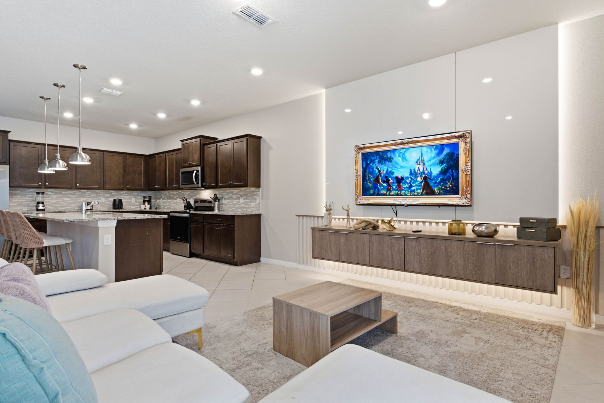 Spacious Family Escape, Pool & Game Room