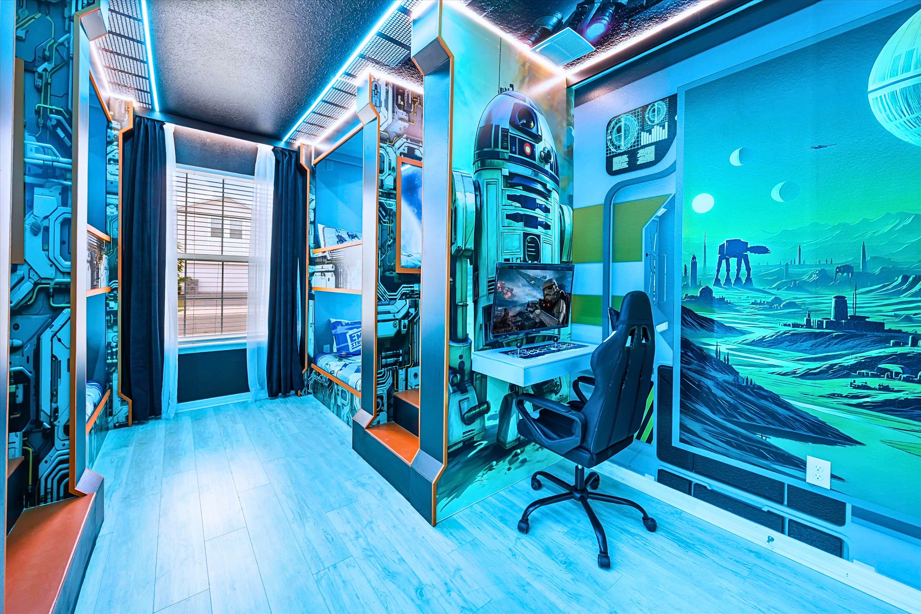 Epic Star Wars Themed Bunk Bedroom with In-Room Gaming