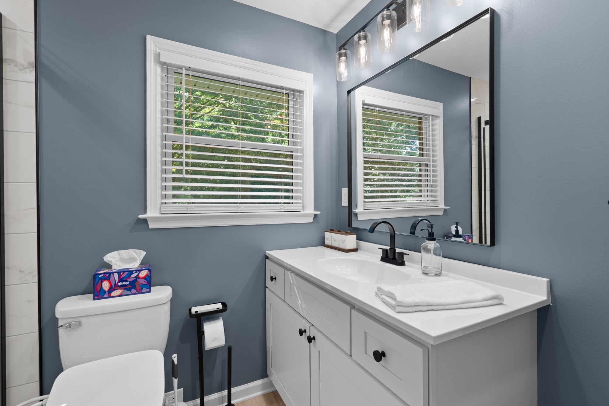 Full bathroom