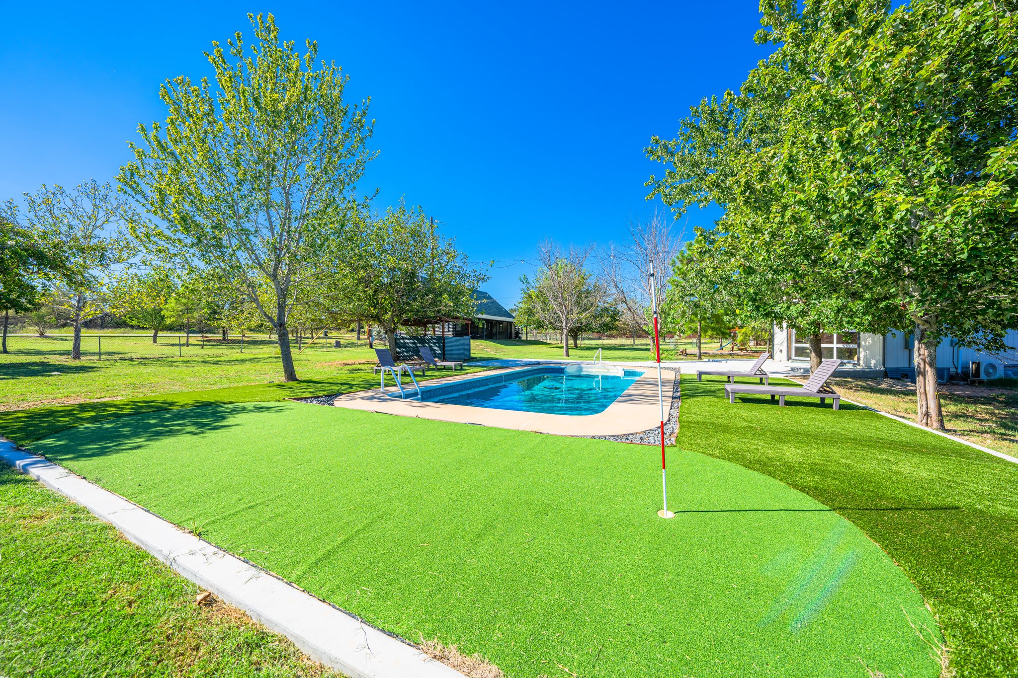 Casa Boots & Bubbly w/ Pool, Sleeps 14 | Photo 8