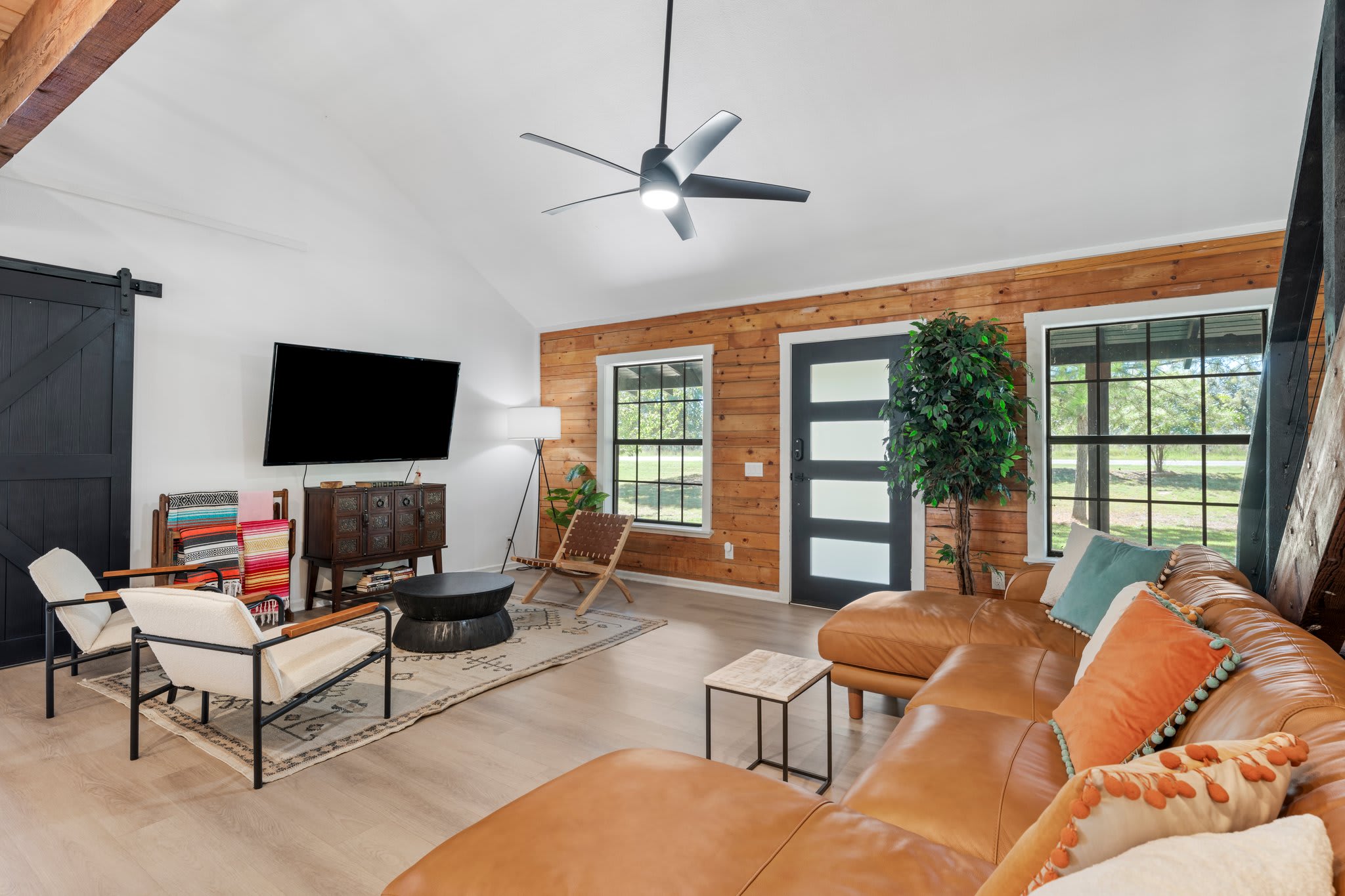 Casa Boots & Bubbly w/ Pool, Sleeps 14 | Photo 10