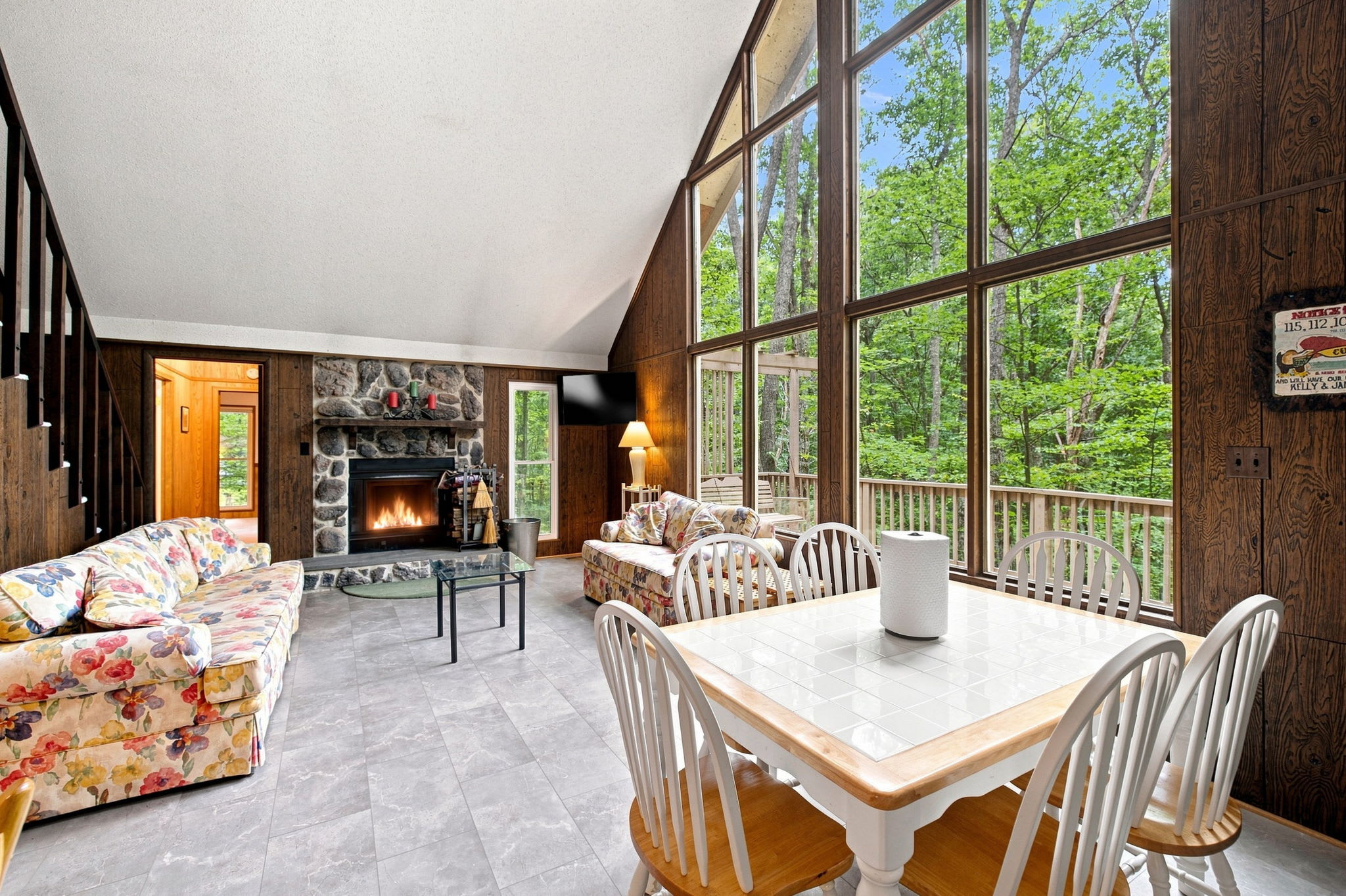 Pet-Friendly with Treehouse, Deck in The Woods Resort