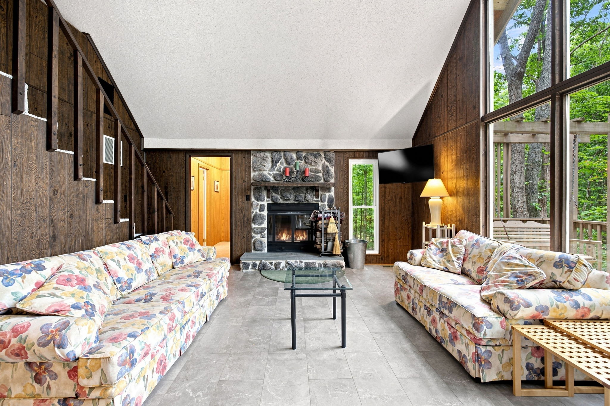 Pet-Friendly with Treehouse, Deck in The Woods Resort