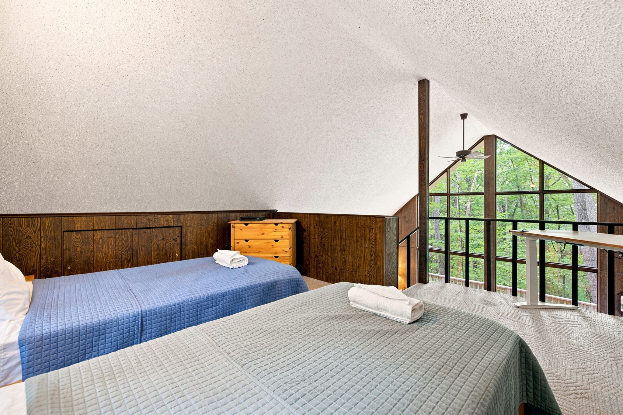 Pet-Friendly with Treehouse, Deck in The Woods Resort