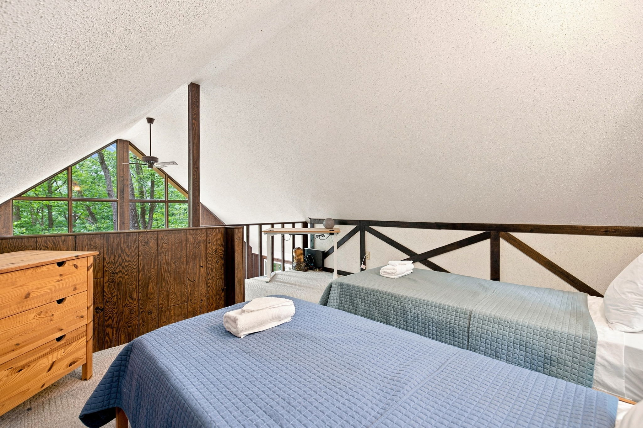 Pet-Friendly with Treehouse, Deck in The Woods Resort