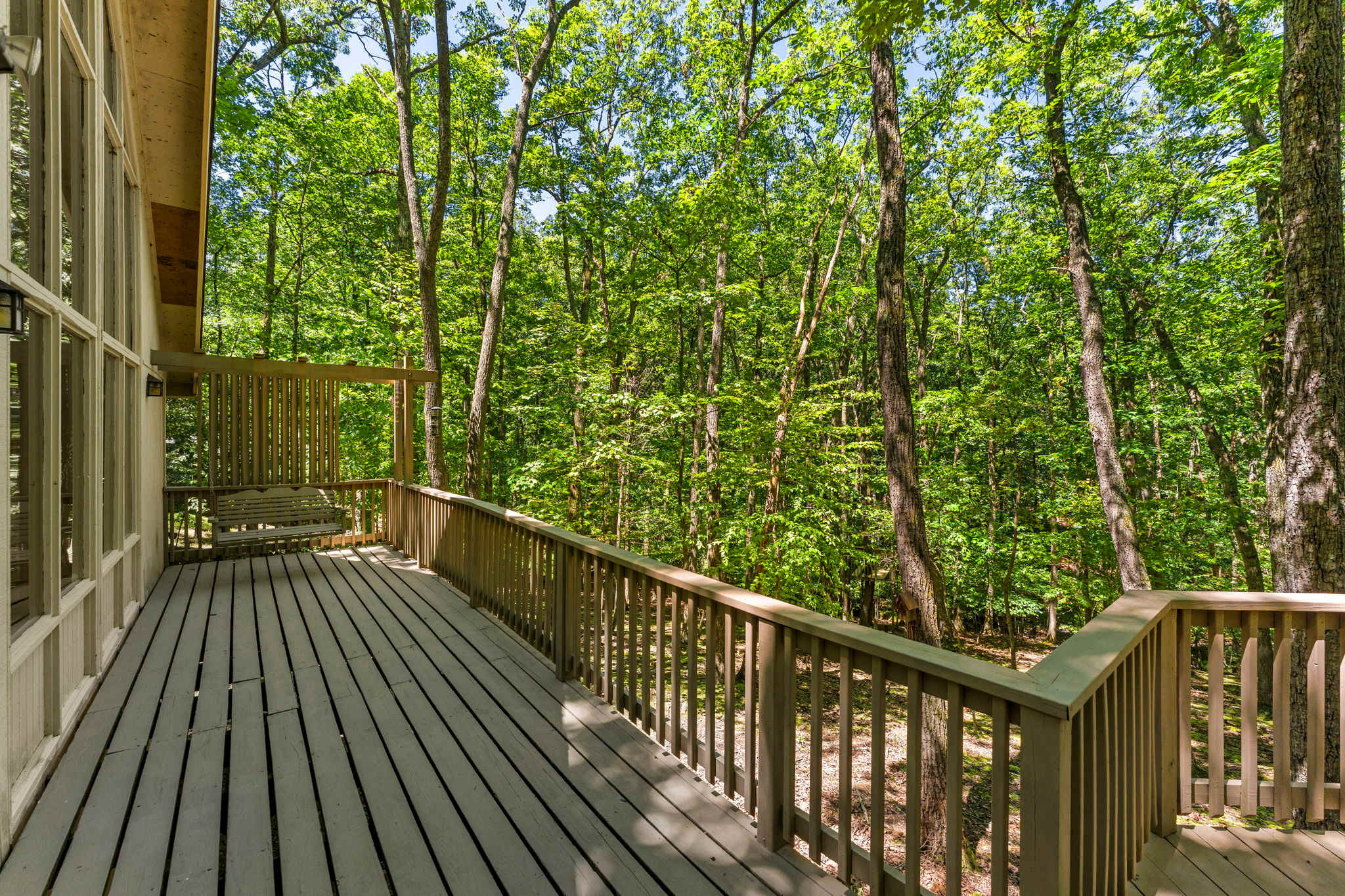 Pet-Friendly with Treehouse, Deck in The Woods Resort