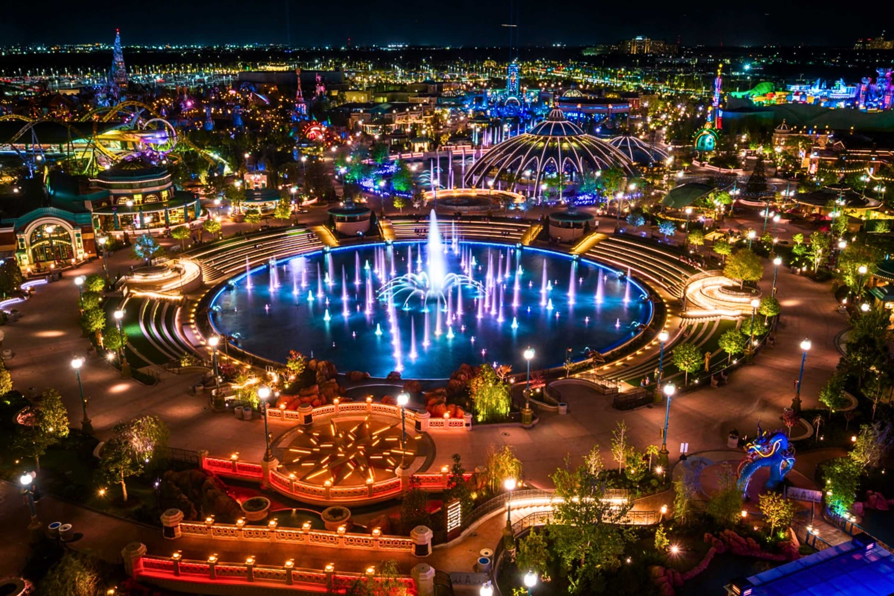 Experience Orlandos Top Attractions nearby