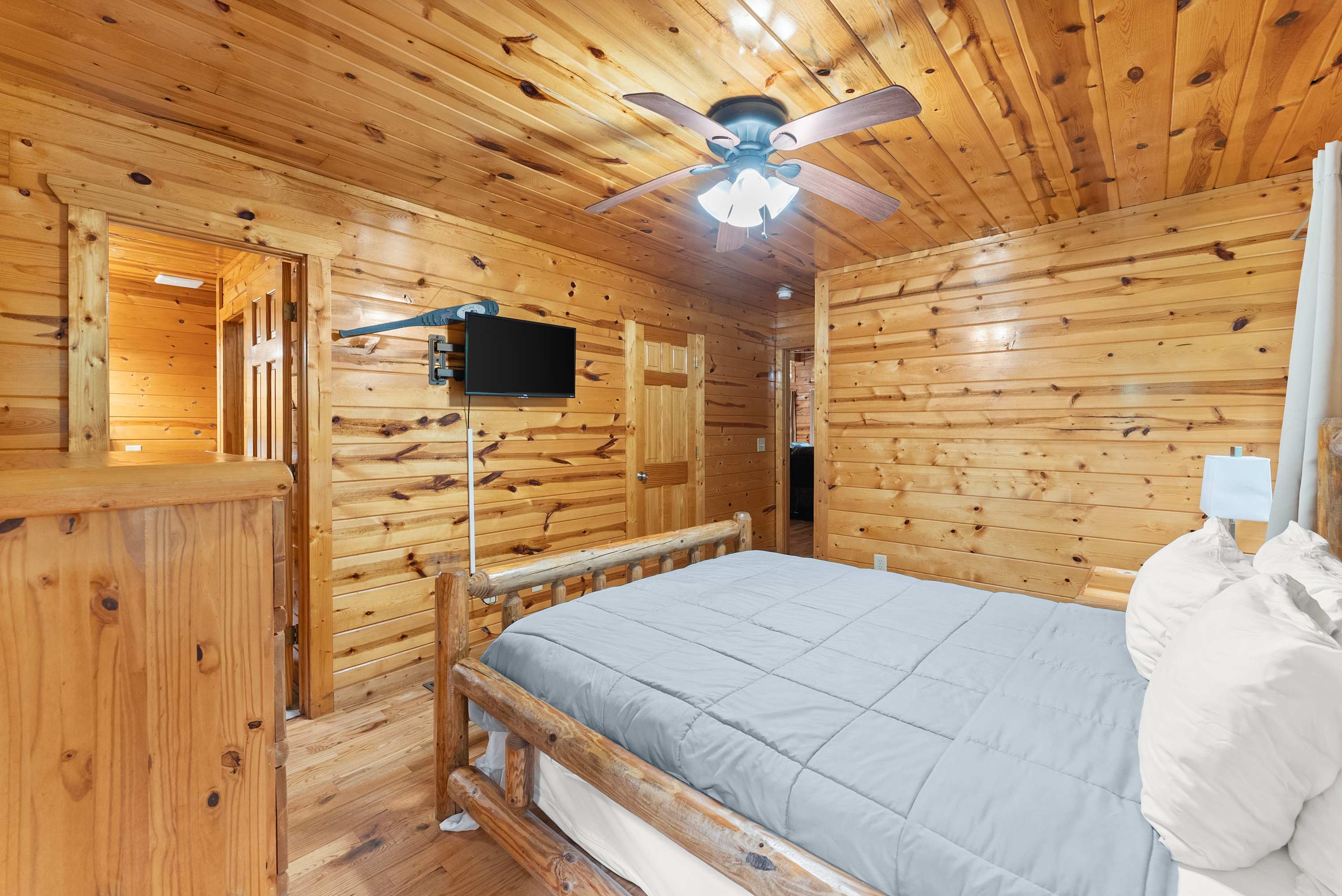 Second bedroom on the main floor with a Queen bed