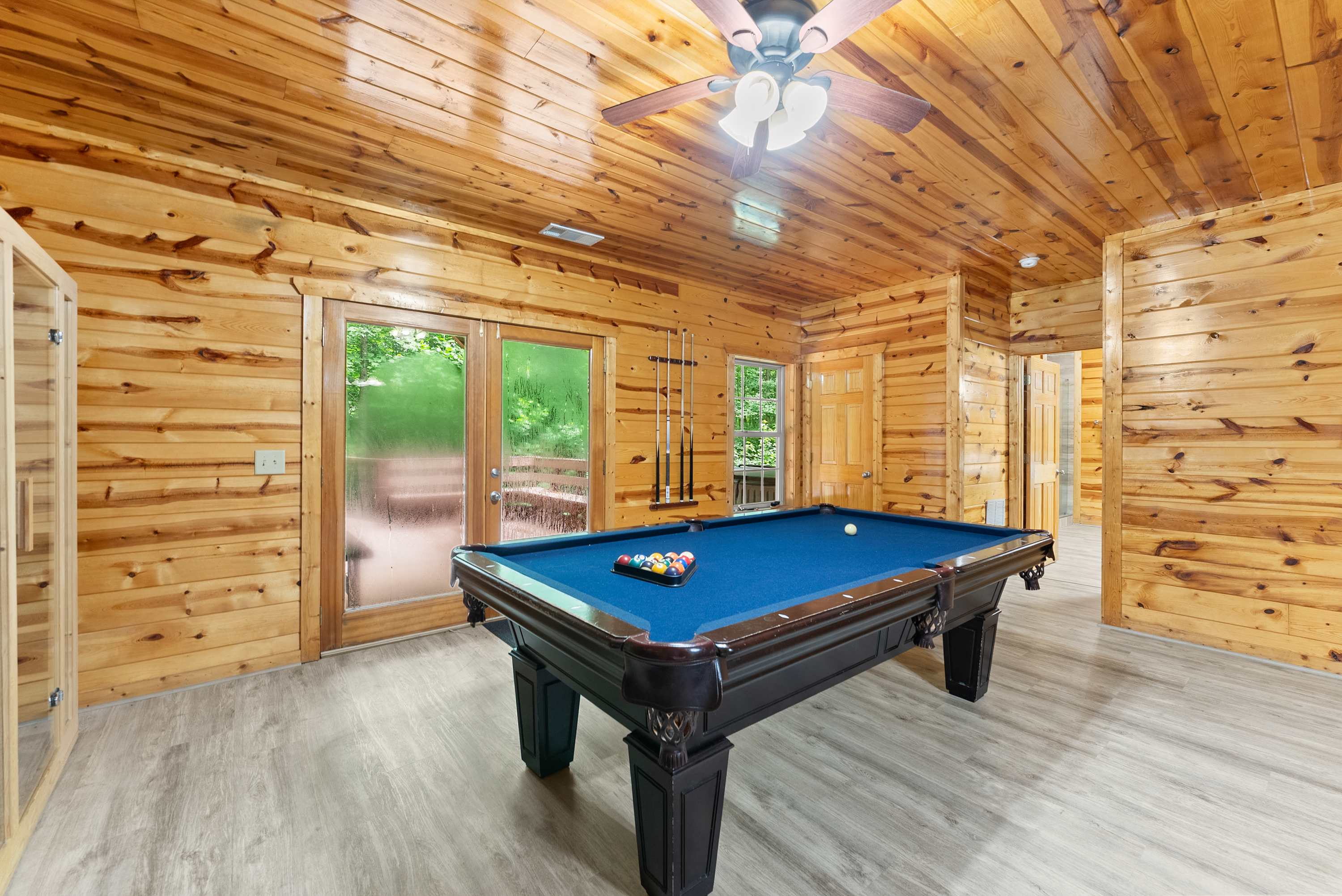 Pool table