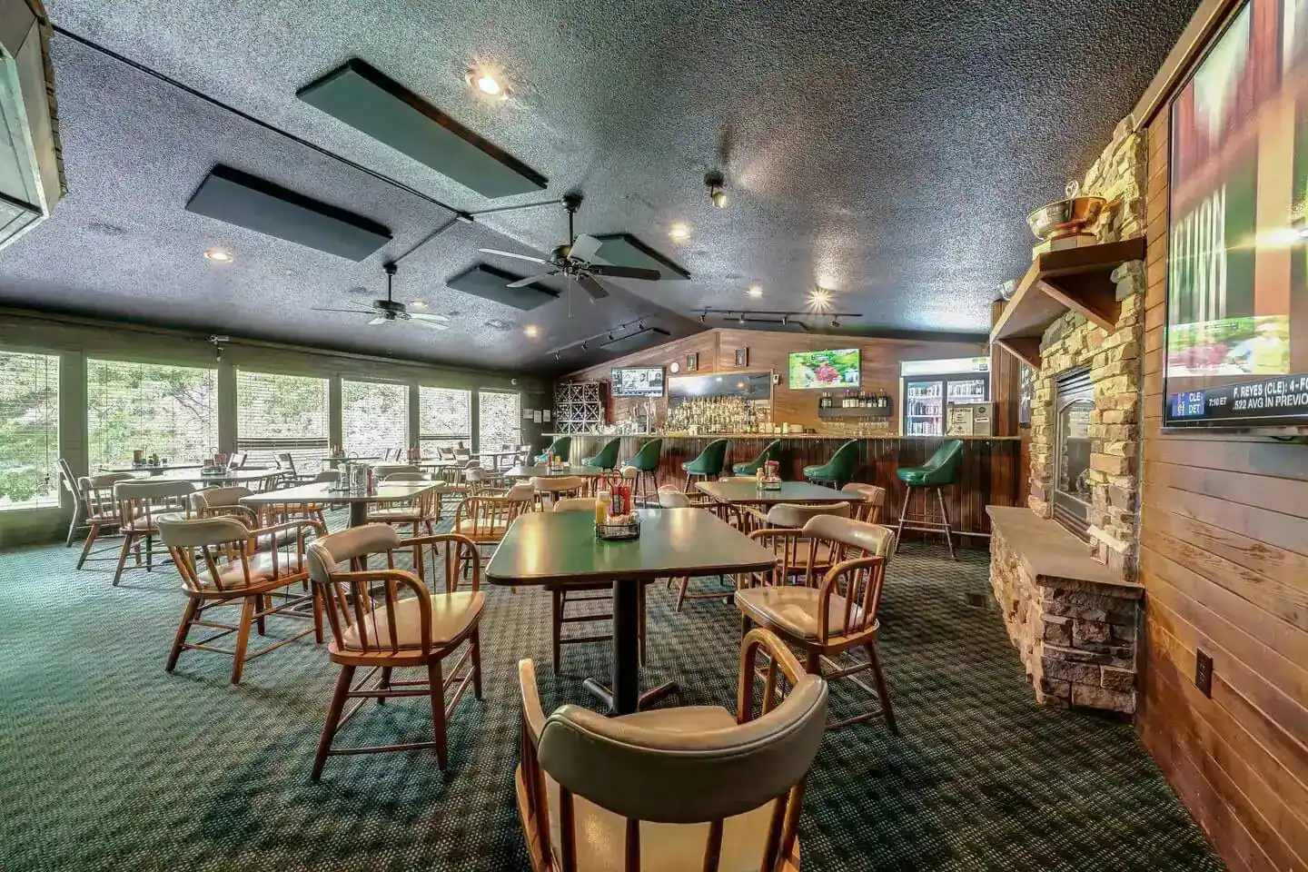 Pet-Friendly with Treehouse, Deck in The Woods Resort