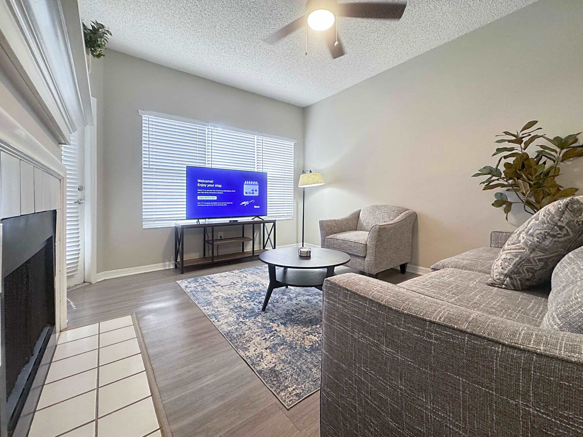 Tampa Waterfront Retreat, Resort-Style Amenities