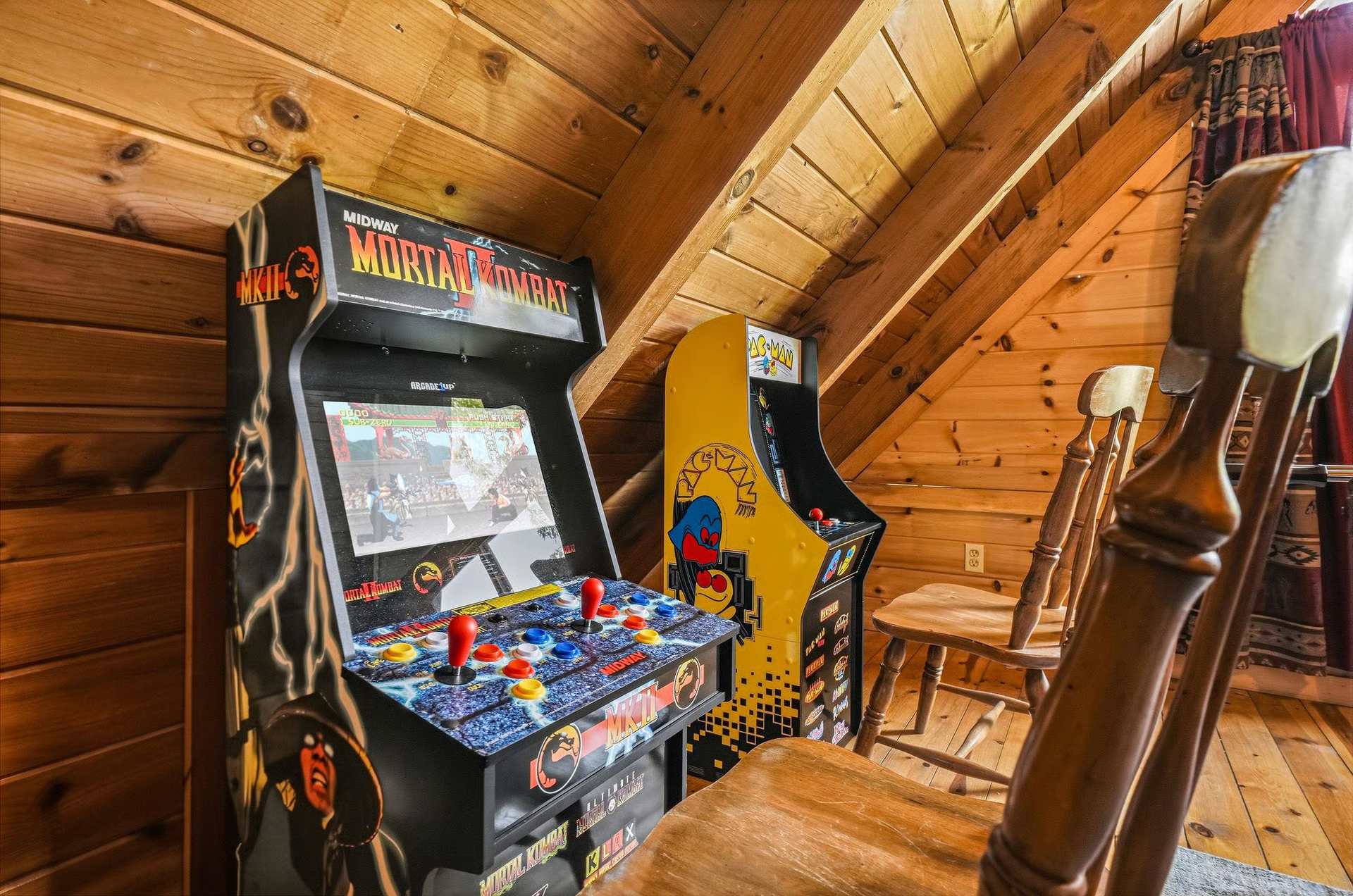 Starlit Ridge – Hot Tub, Fire Pit, Mountain Views