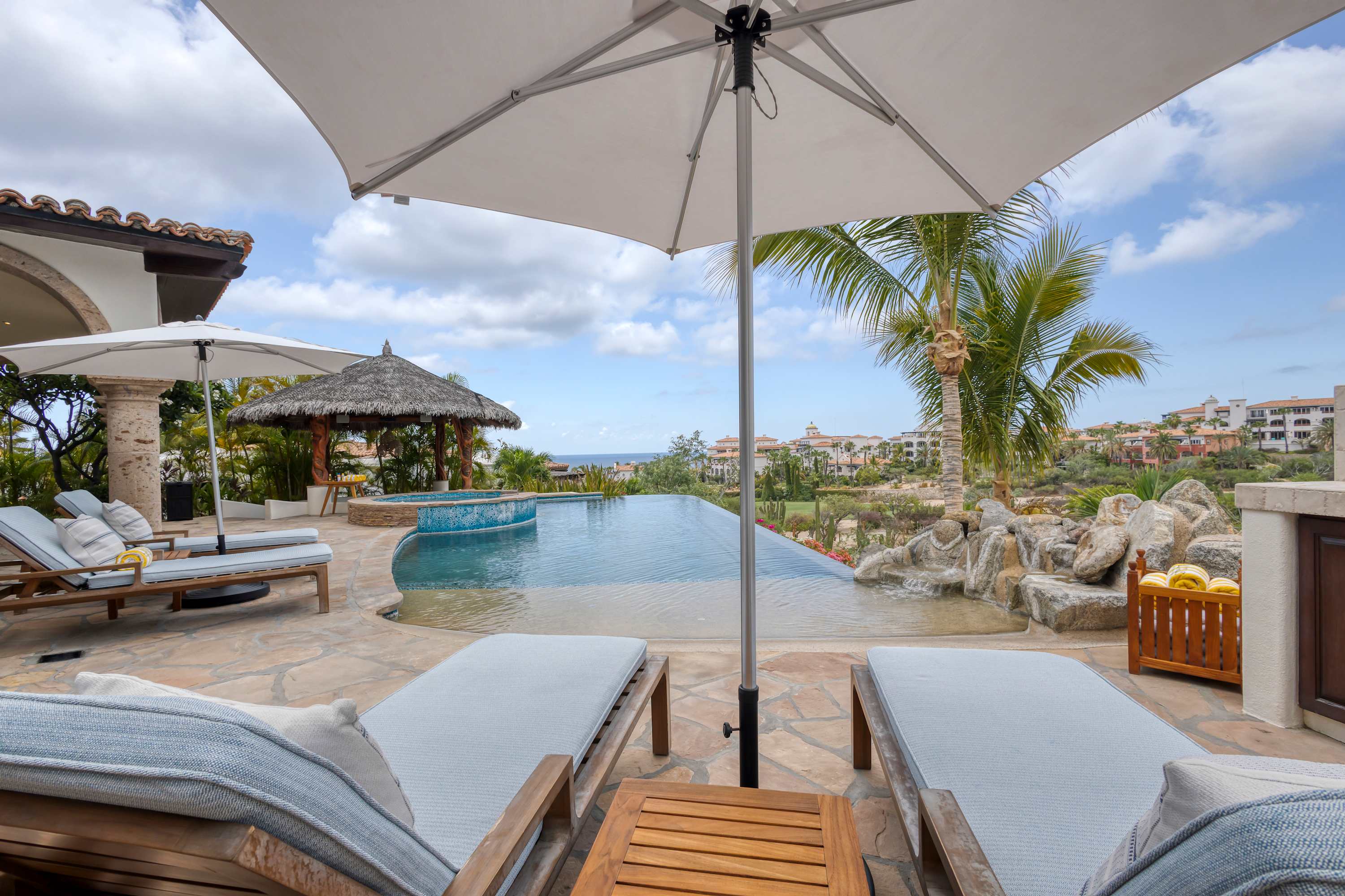 Patio/Pool |