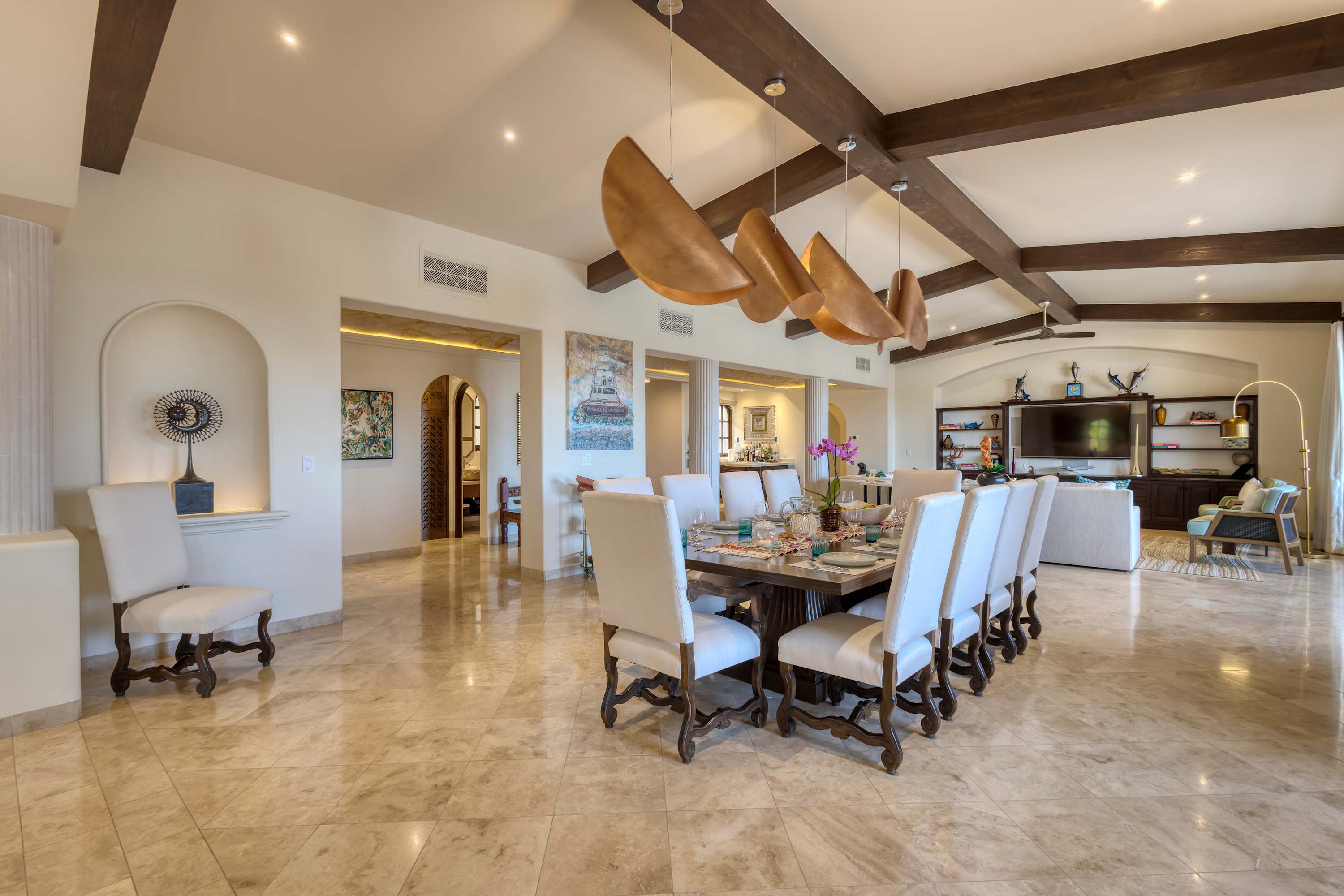 Dining Room |