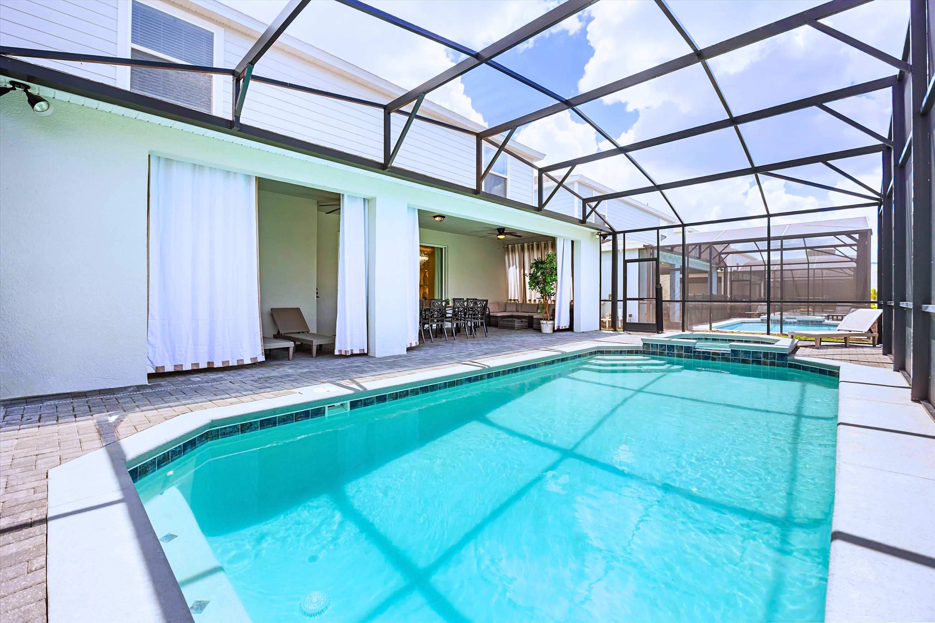 Private screened-in swimming pool and hot tub 