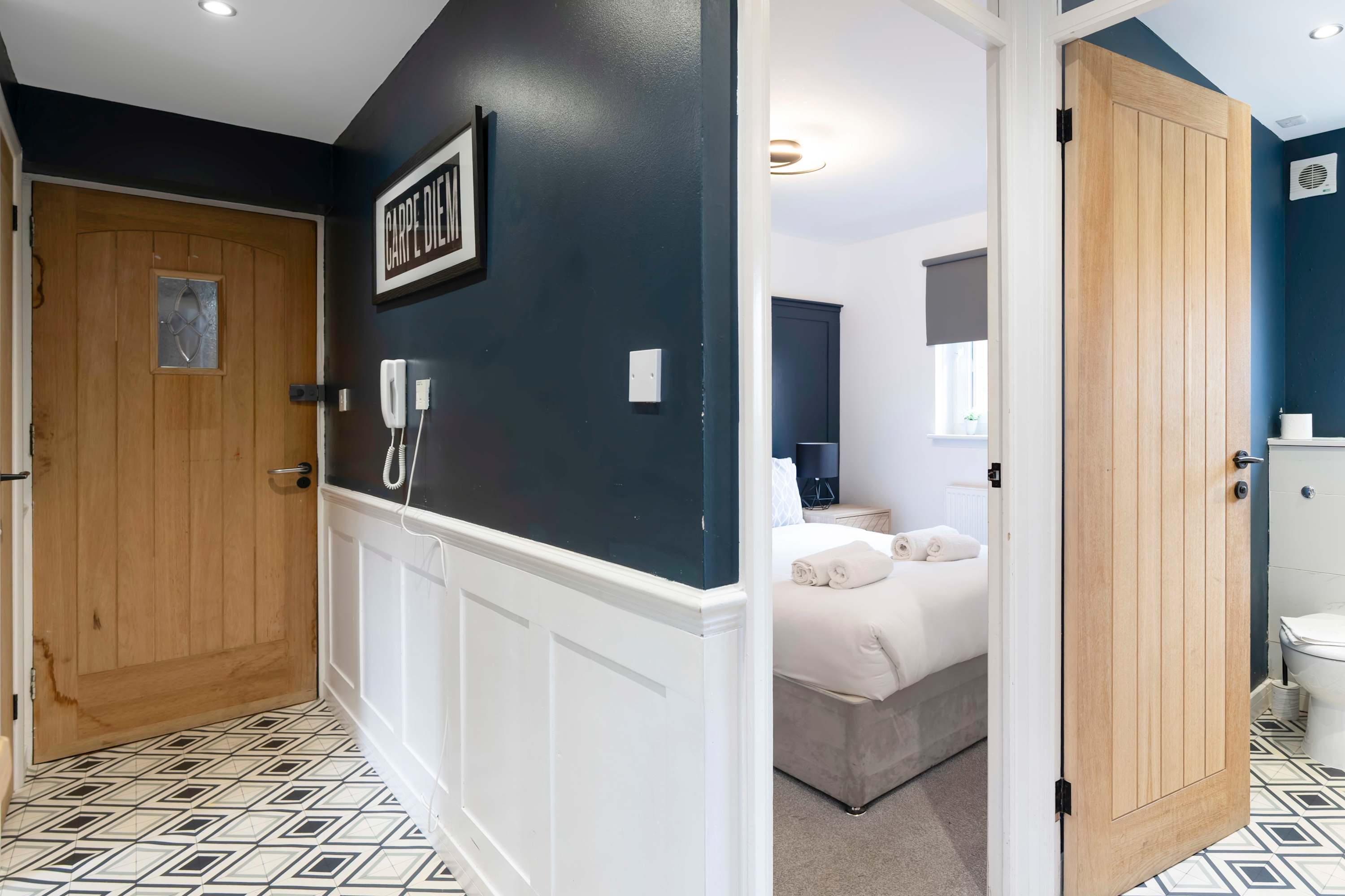 Edinburgh Stay | Near City Centre | Free Parking in Edinburgh EH7 - Property image 13 - VivreStays