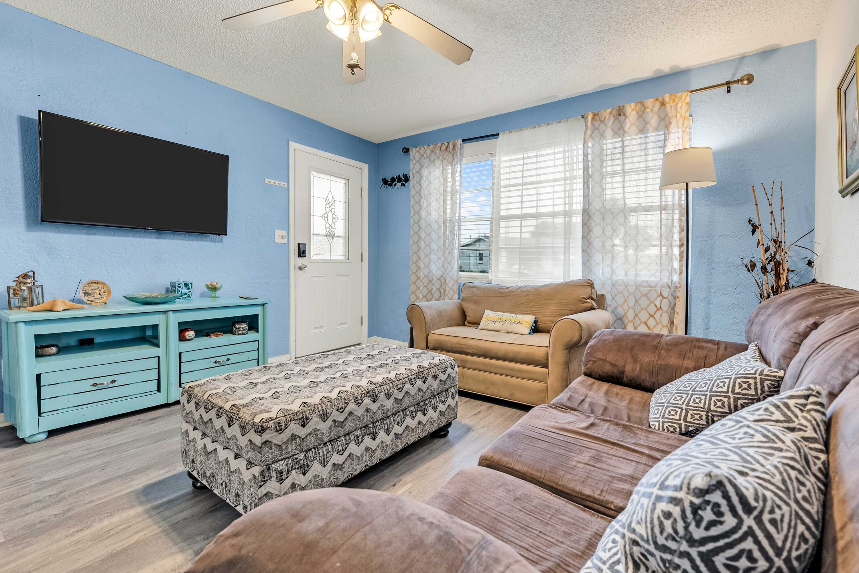Beach Bungalow Near Ormond Beach and the Atlantic