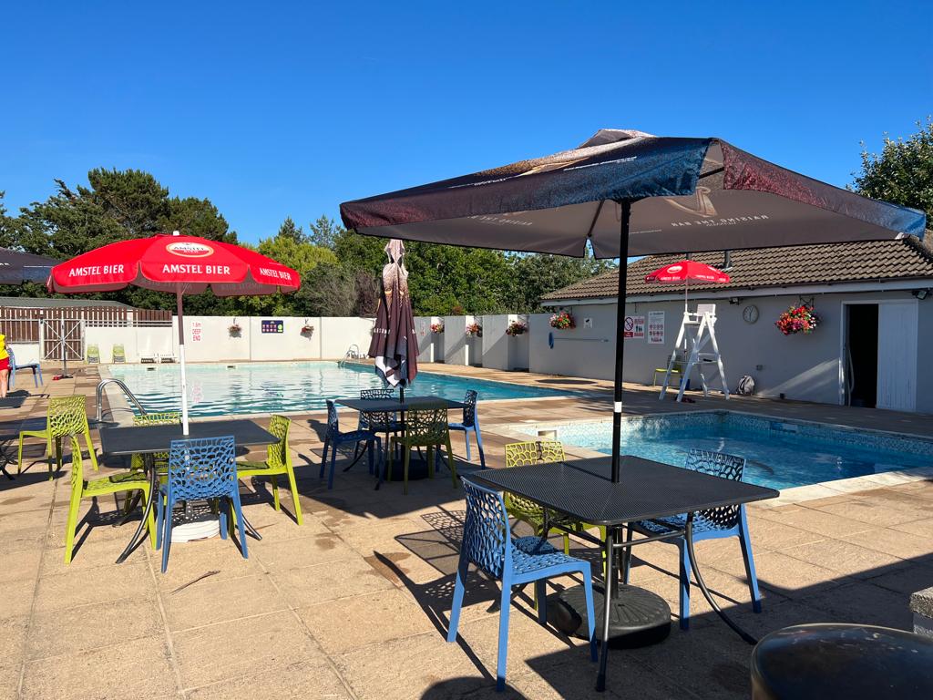 Milford on Sea - 4 Bedroom Lodge in Shorefield Country Park, Shorefield Road SO41 0LH - Property image 17 - VivreStays