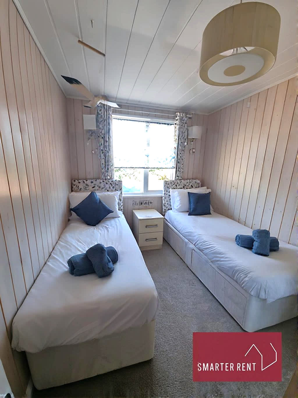 Milford on Sea - 4 Bedroom Lodge in Shorefield Country Park, Shorefield Road SO41 0LH - Property image 10 - VivreStays