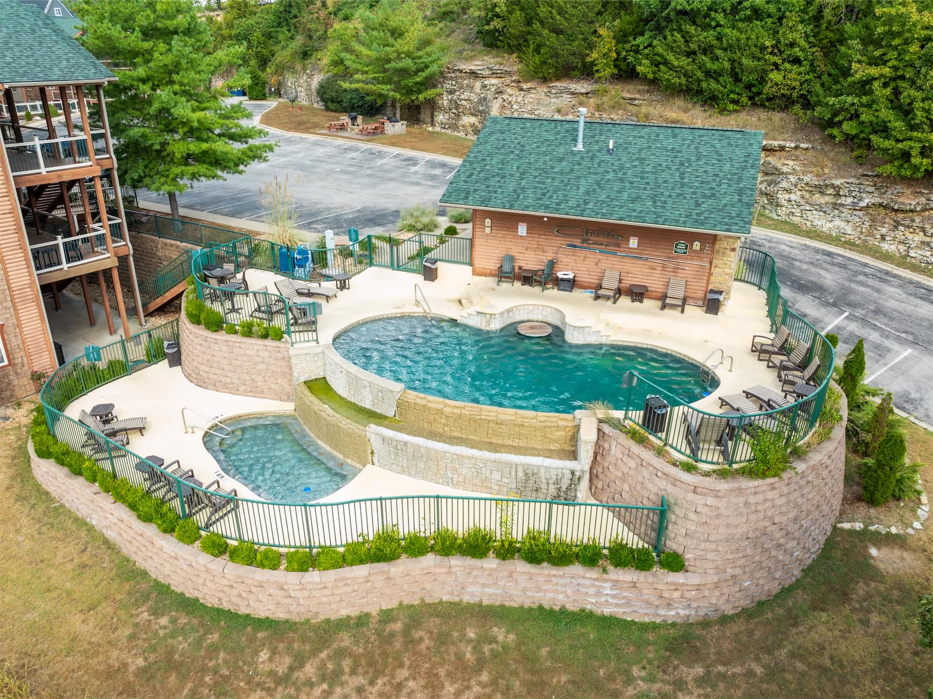 Silver Dollar Awesome – 2BDR | Photo 2