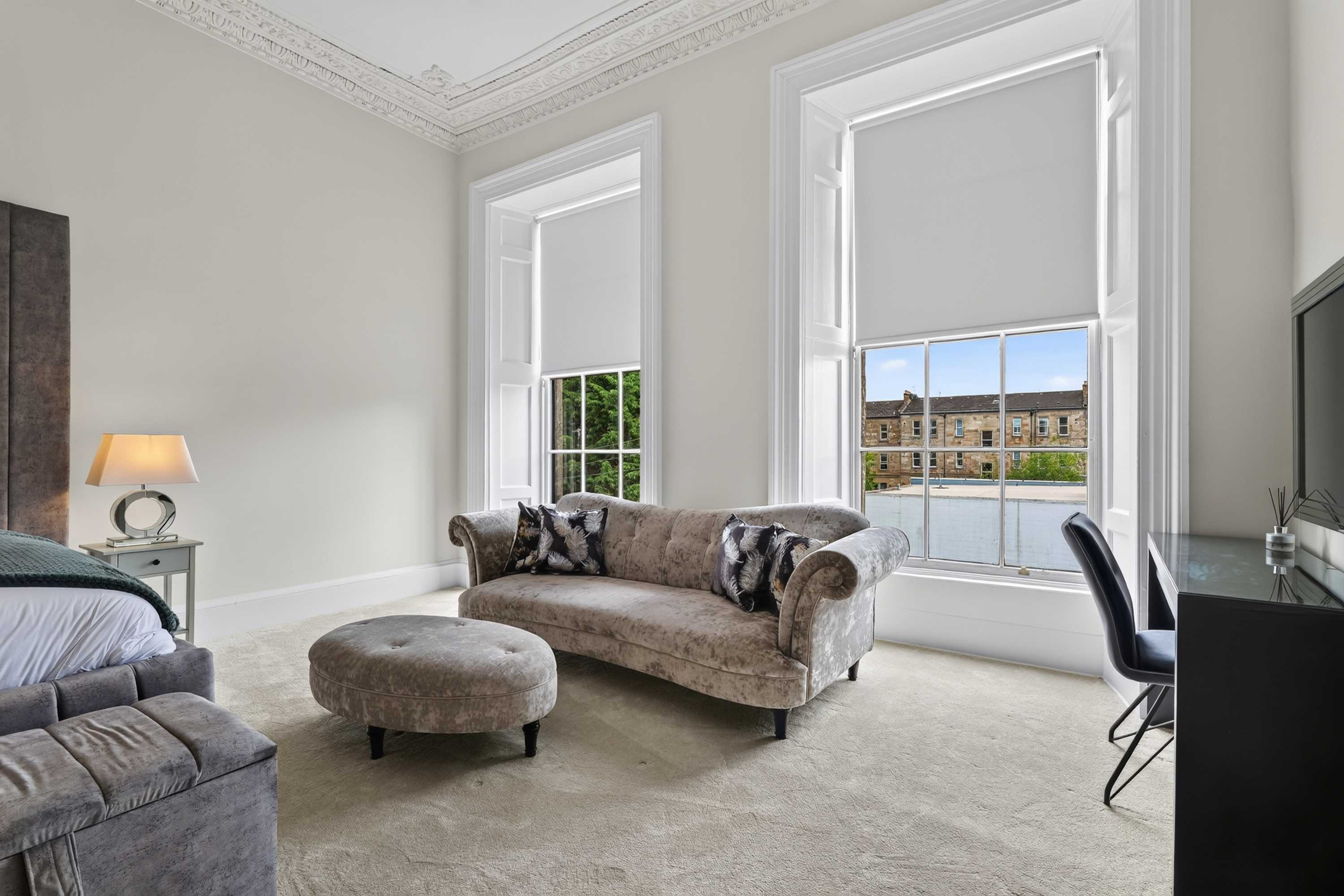 View Spacious 5-Bedroom Glasgow Home Perfect for City Breaks in Ashley Street 7 G3 6DR Spacious 5-Bedroom Glasgow Home Perfect for City Breaks in Ashley Street 7 G3 6DR - Property image 16 - VivreStays