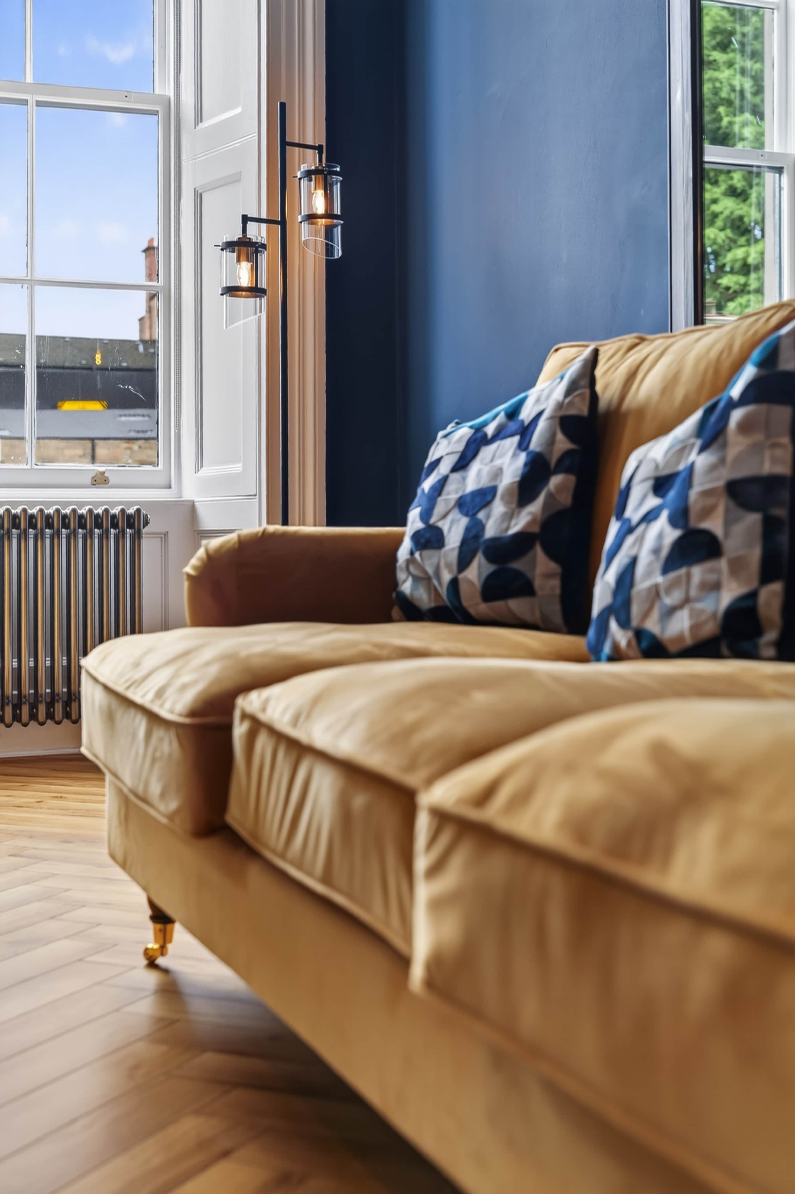 View Spacious 5-Bedroom Glasgow Home Perfect for City Breaks in Ashley Street 7 G3 6DR Spacious 5-Bedroom Glasgow Home Perfect for City Breaks in Ashley Street 7 G3 6DR - Property image 3 - VivreStays