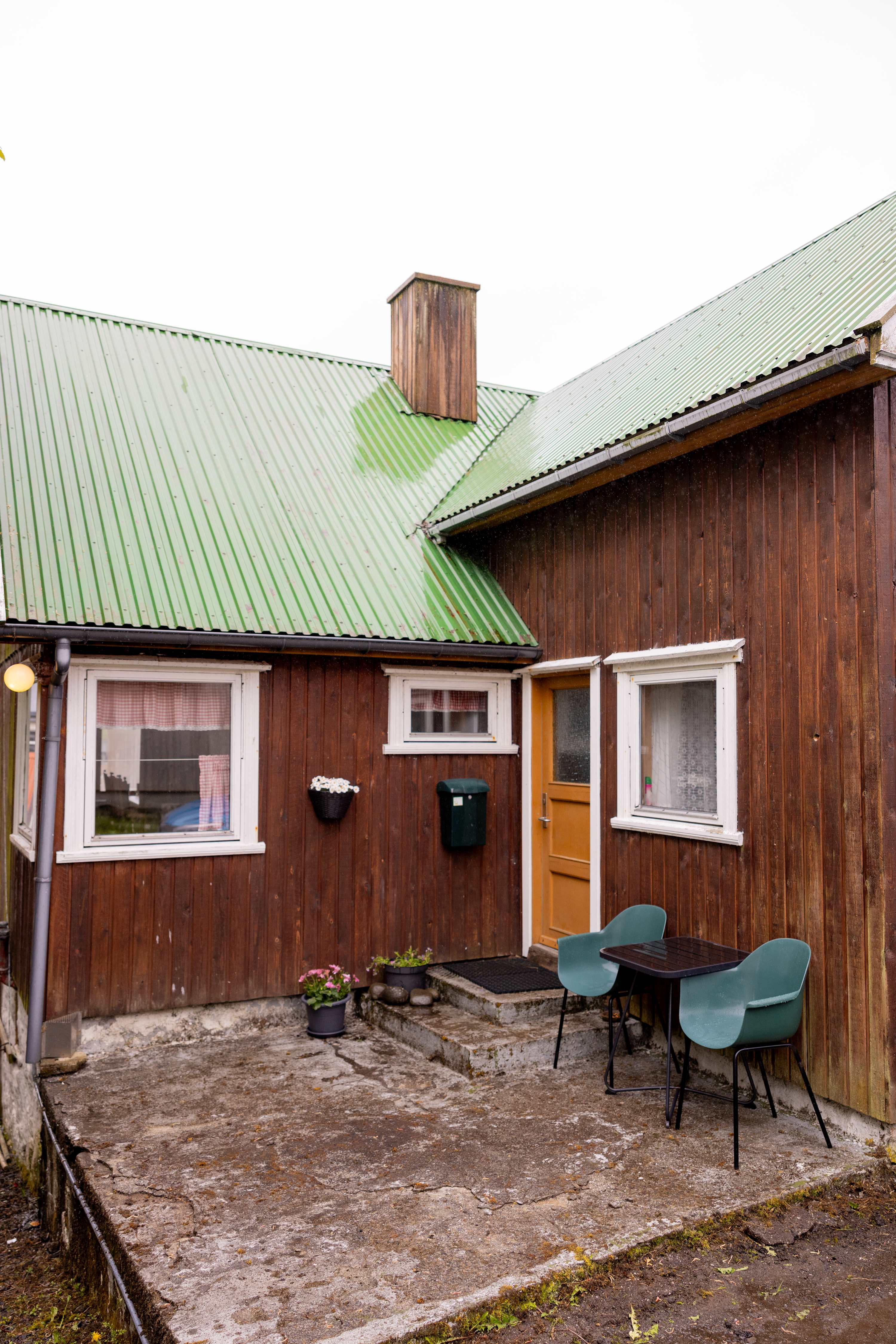 Rustic Traditional Home Near Vagar Airport