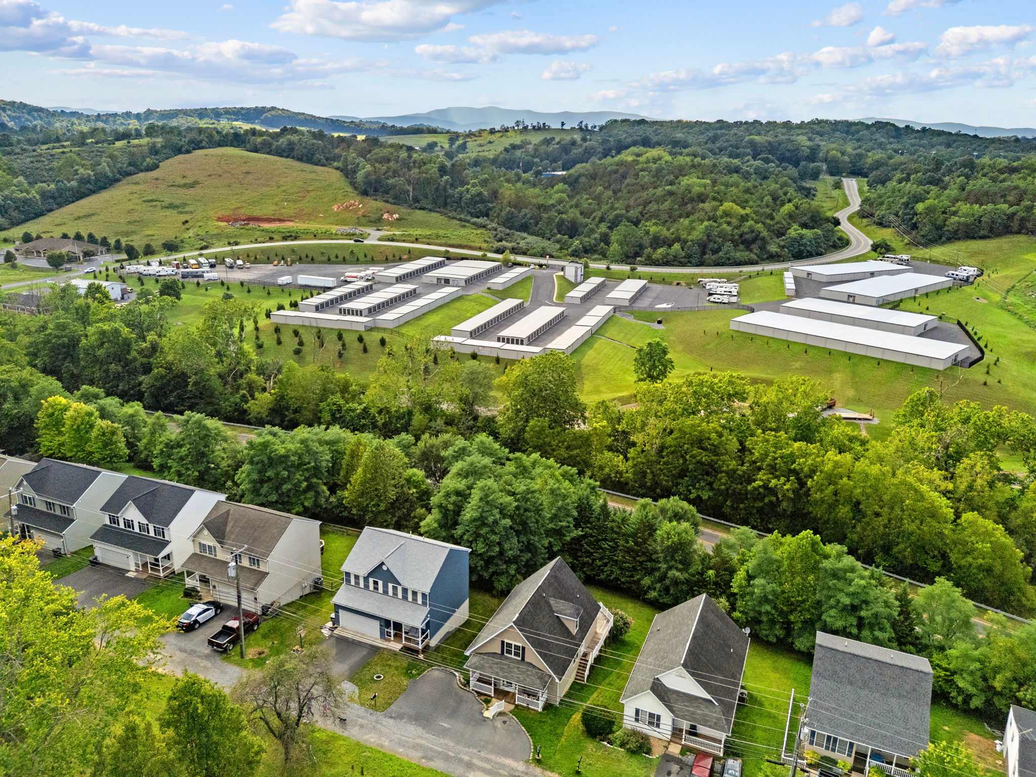 Staunton Stay, Historic Charm & Modern Comfort