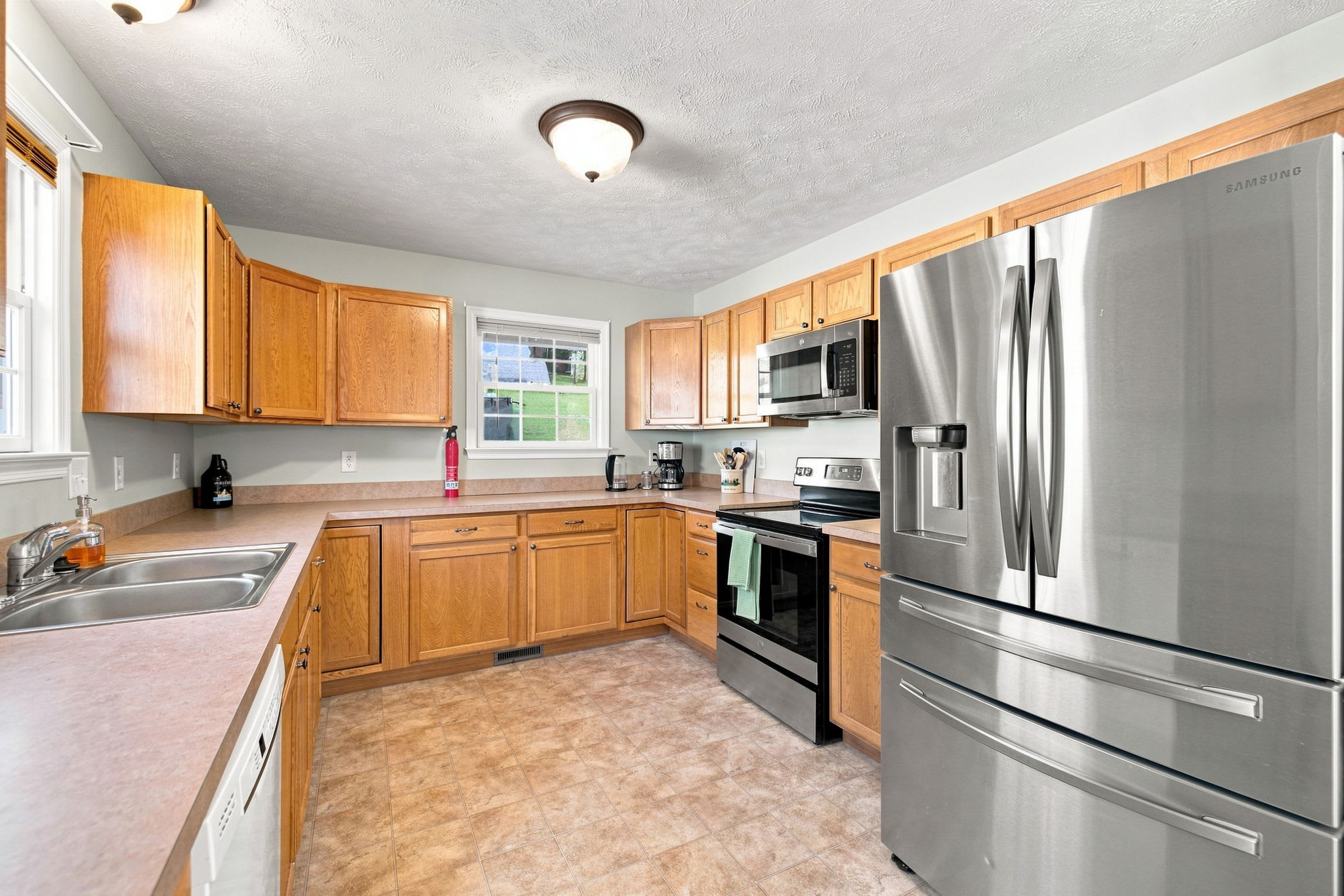 Staunton Stay, Historic Charm & Modern Comfort
