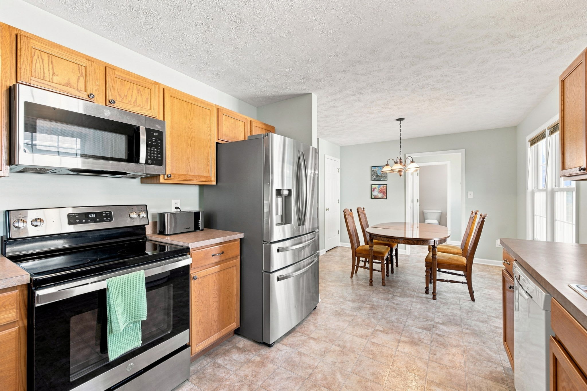Staunton Stay, Historic Charm & Modern Comfort