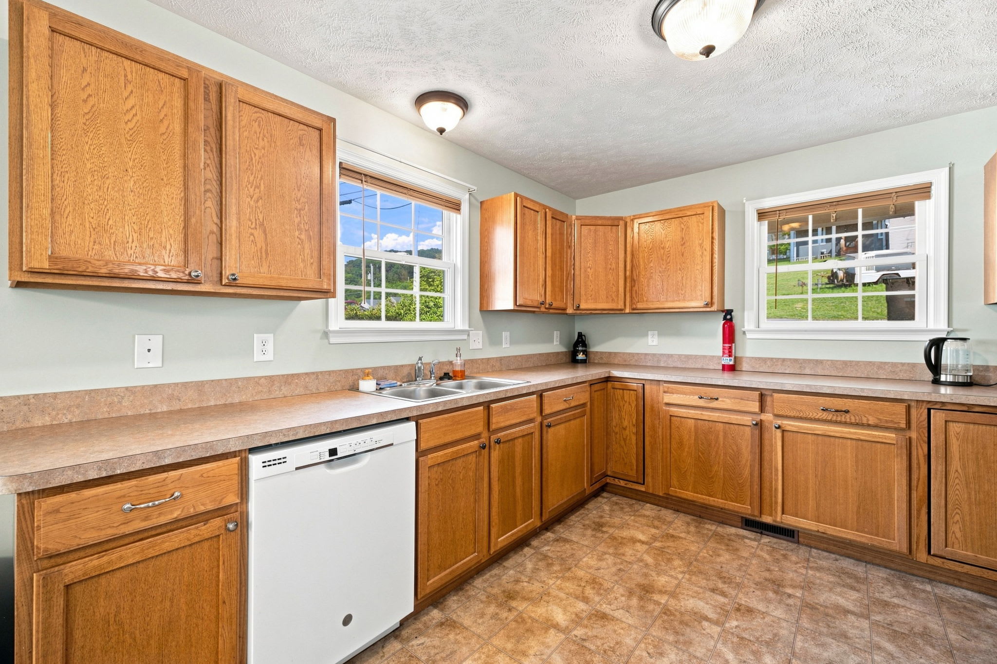 Staunton Stay, Historic Charm & Modern Comfort