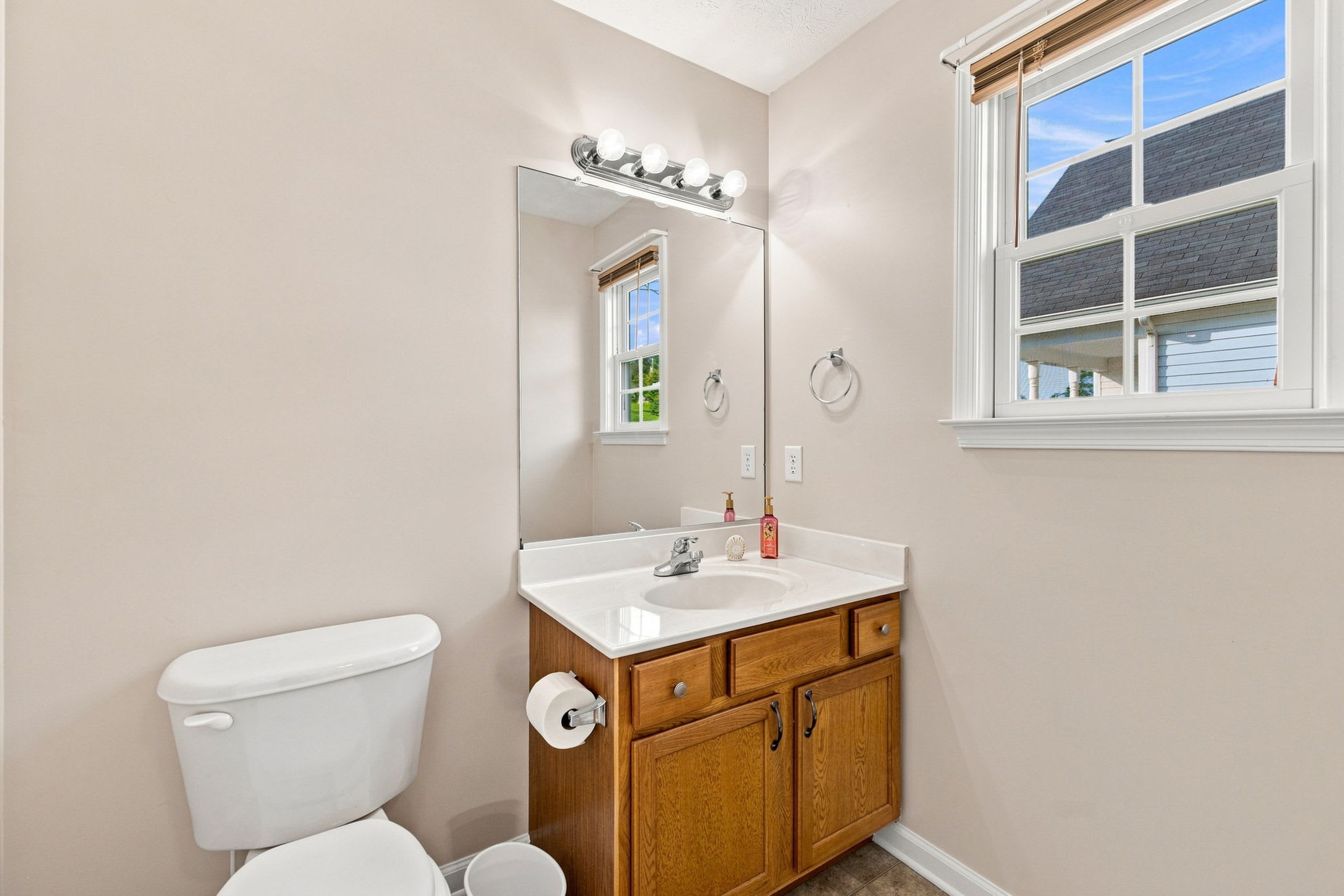 Staunton Stay, Historic Charm & Modern Comfort