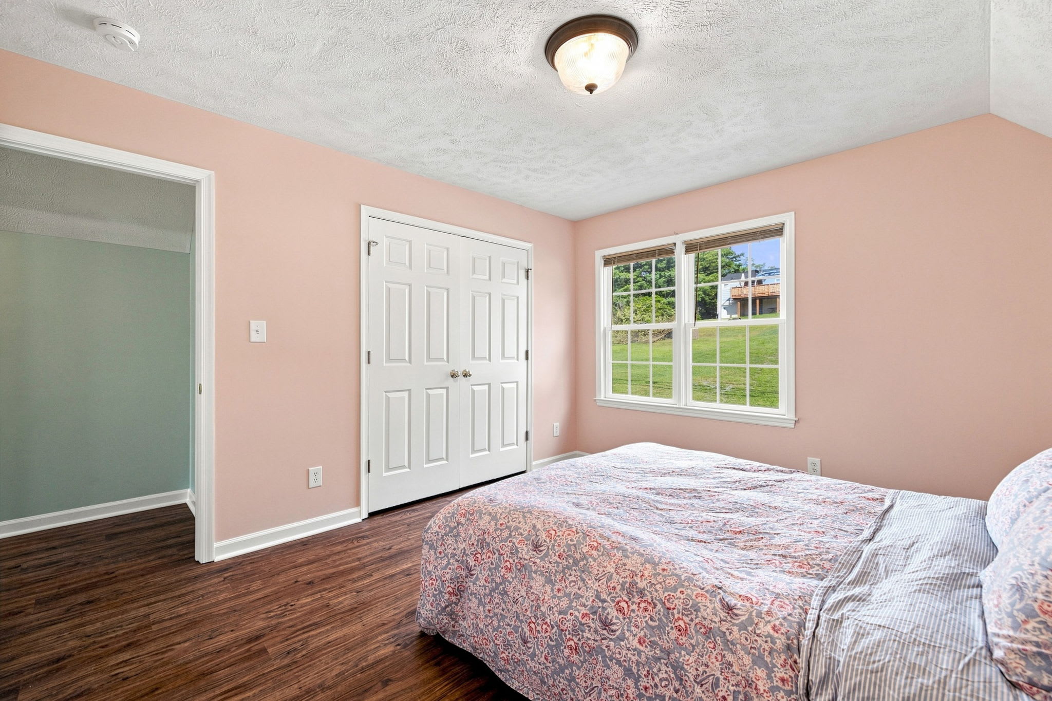 Staunton Stay, Historic Charm & Modern Comfort