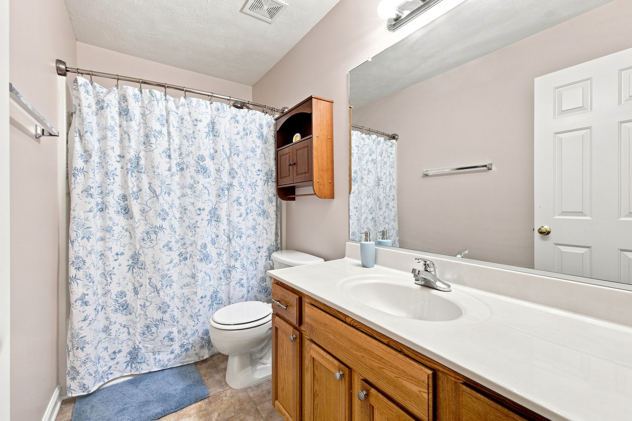 Staunton Stay, Historic Charm & Modern Comfort