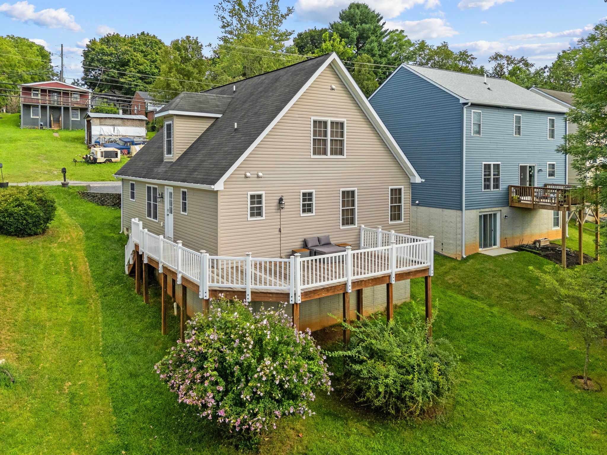 Staunton Stay, Historic Charm & Modern Comfort
