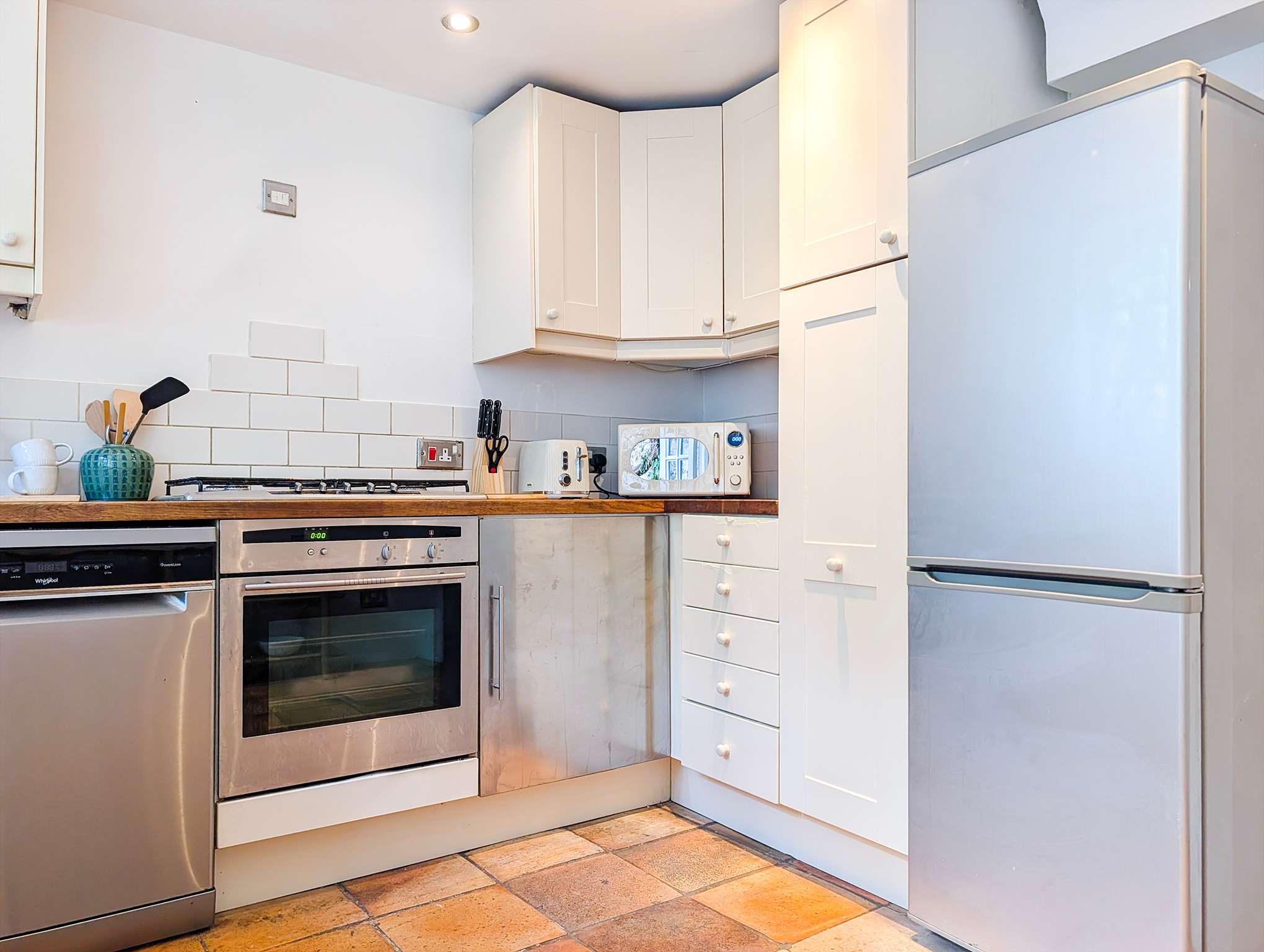 Old Vine Cottage - Terrace - by Brighton Holiday Lets - Brighton Holiday Home - Image 22