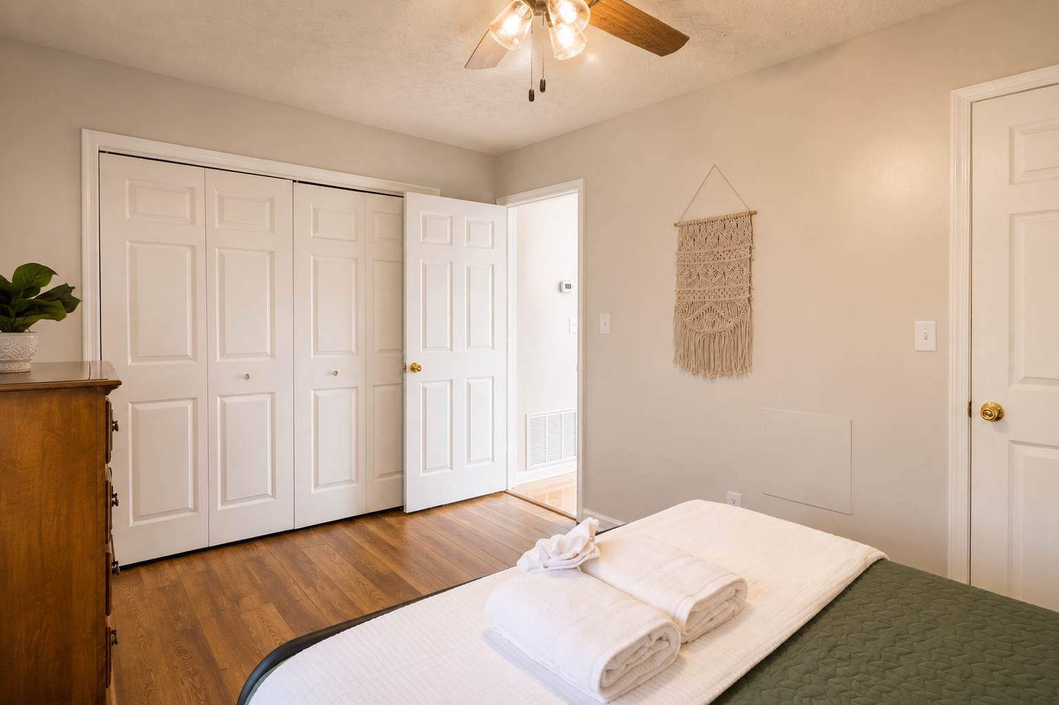 Massanutten Retreat w/Fire Pit, WiFi & Resort Fun