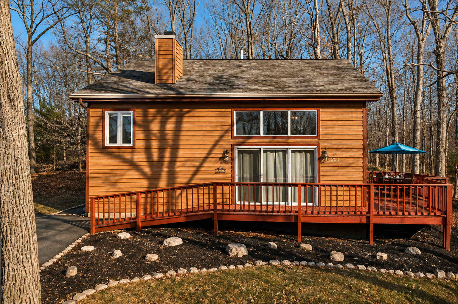 Escape to this cozy, dog-friendly retreat in Massanutten Resort, perfectly positioned for year-round mountain adventures. 