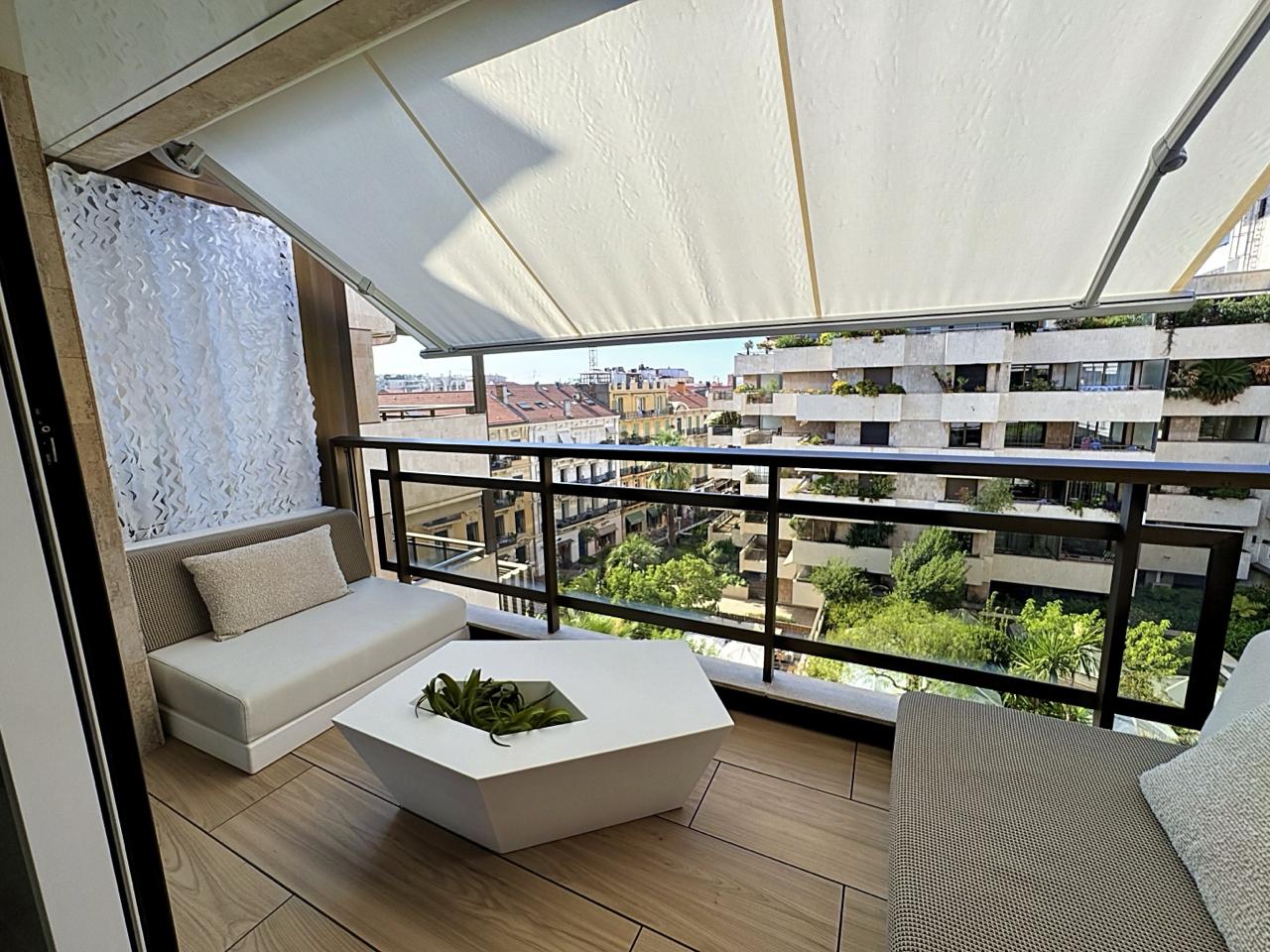View 2