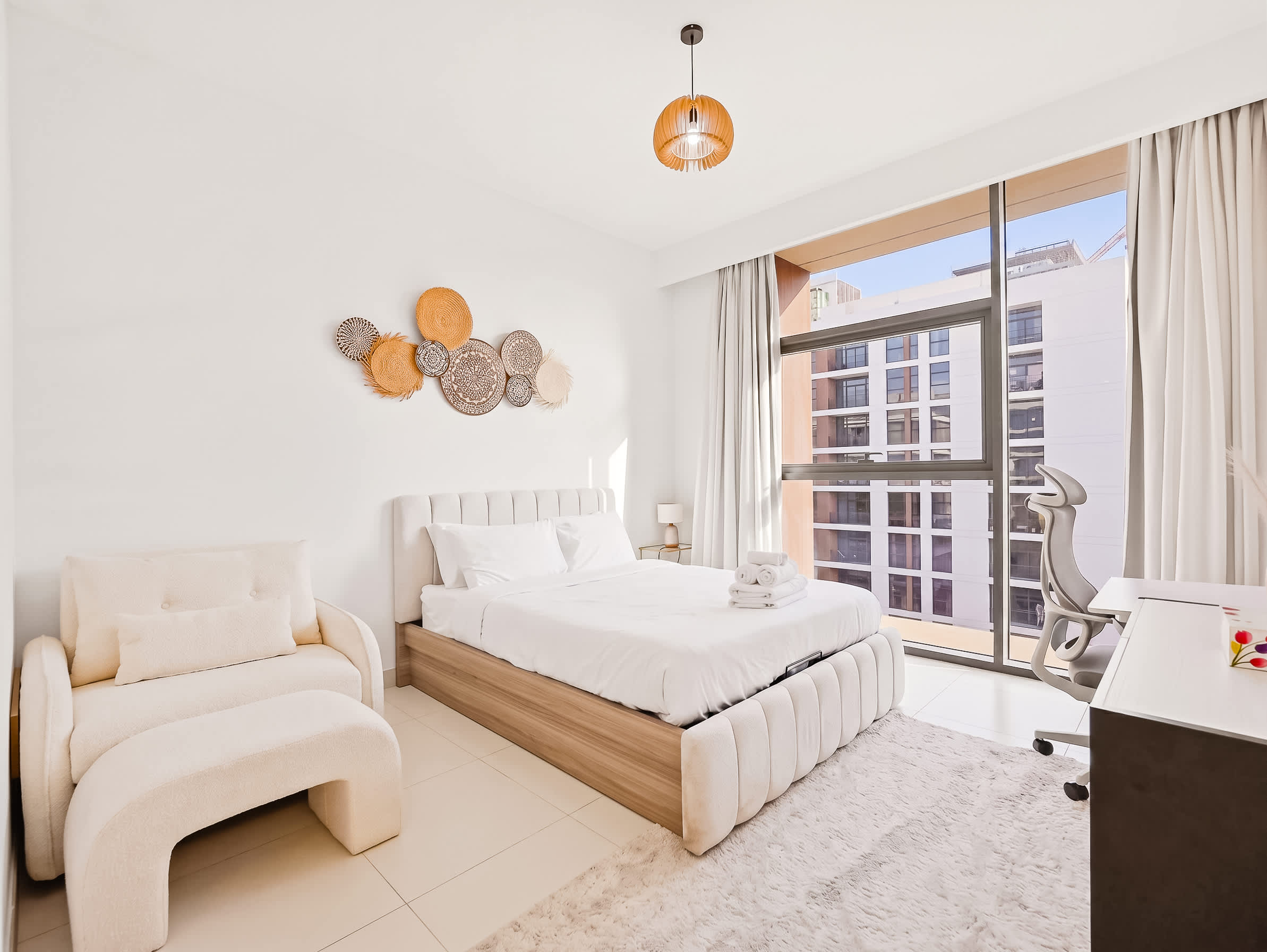 Modern 2BR Haven with Stunning Views — photo 15 of 23