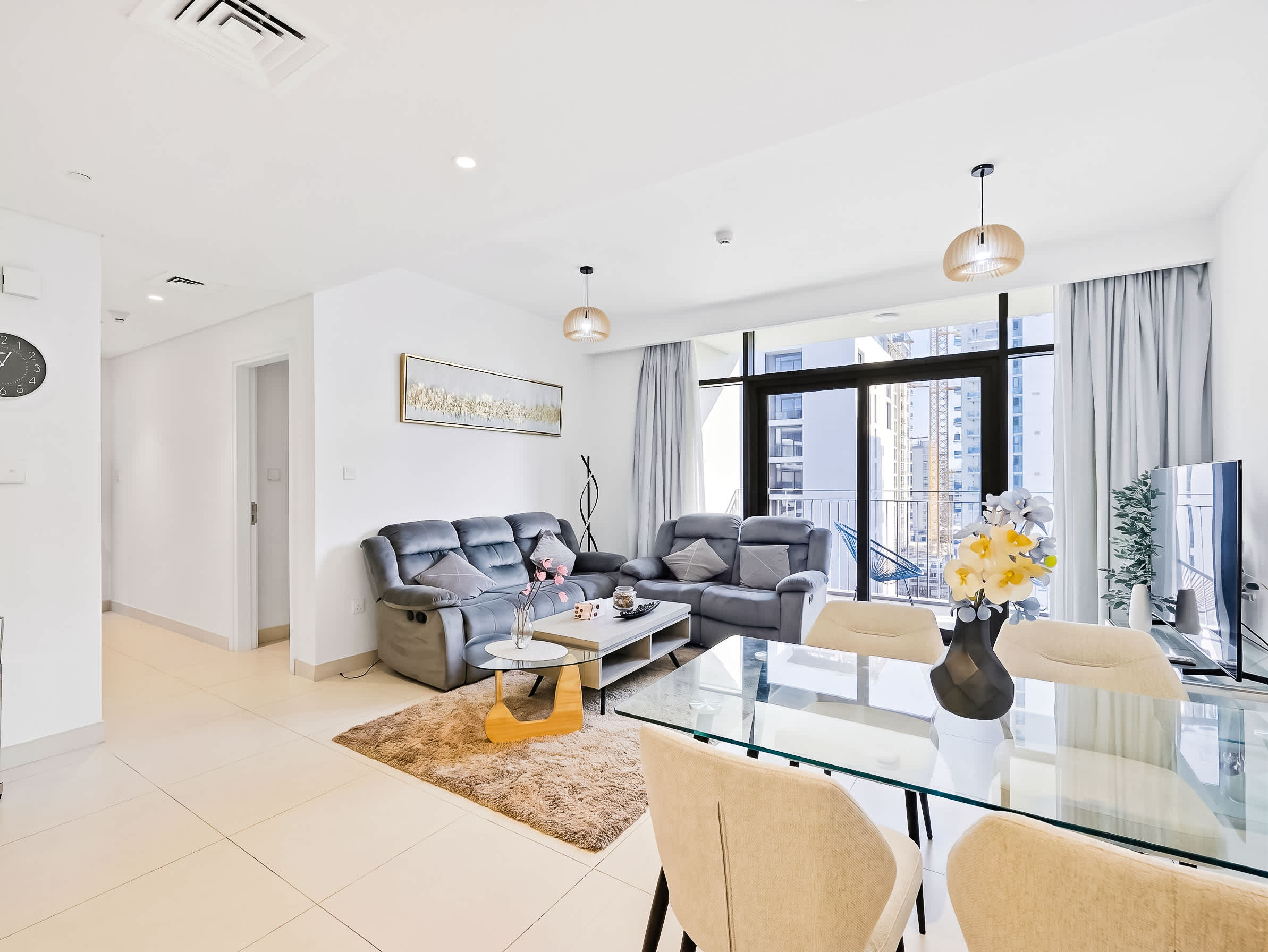Modern 2BR Haven with Stunning Views — photo 18 of 23