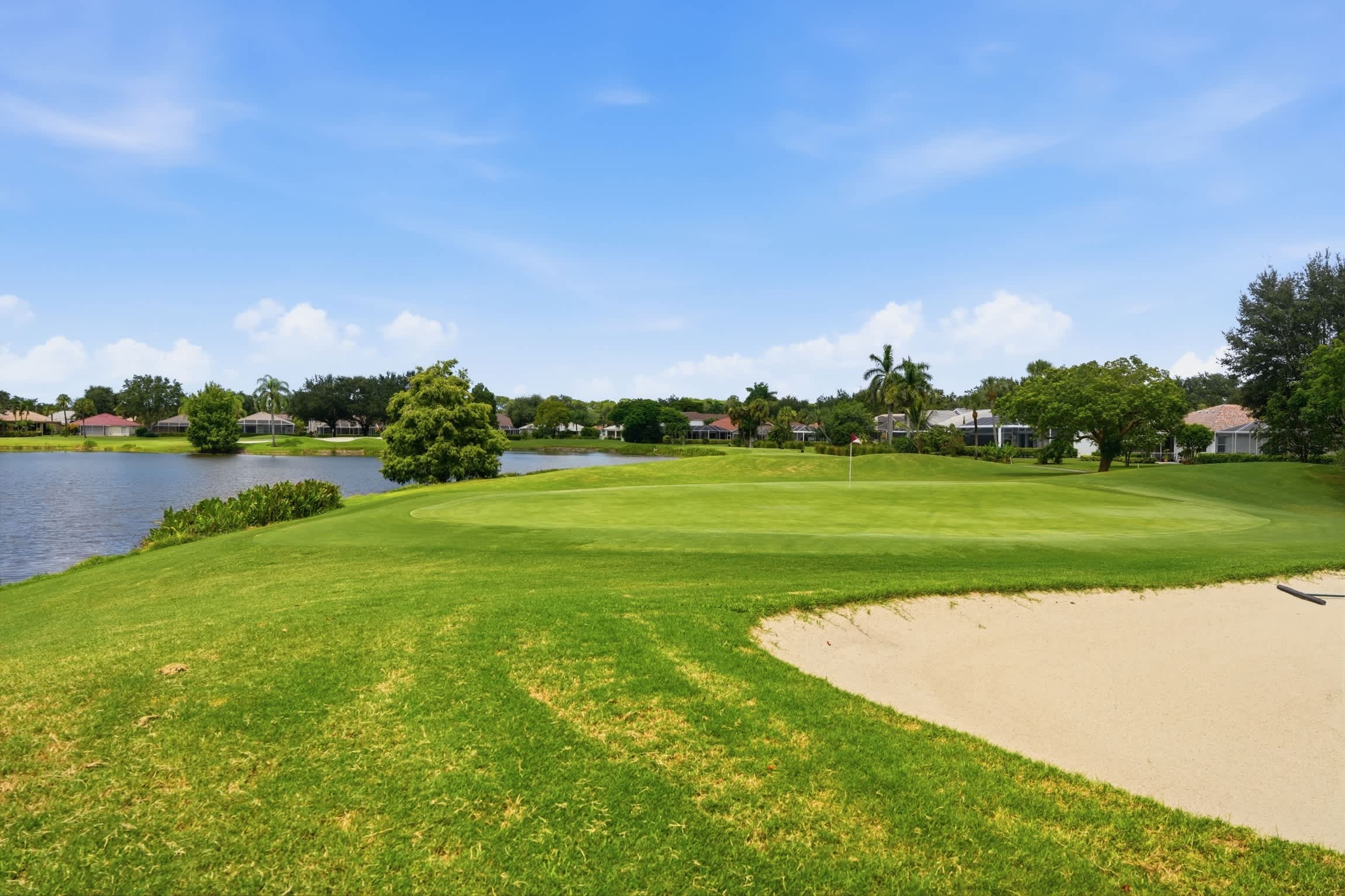 Villa With Lake and Golf Views on Public Arrowhead Golf Course | Photo 36