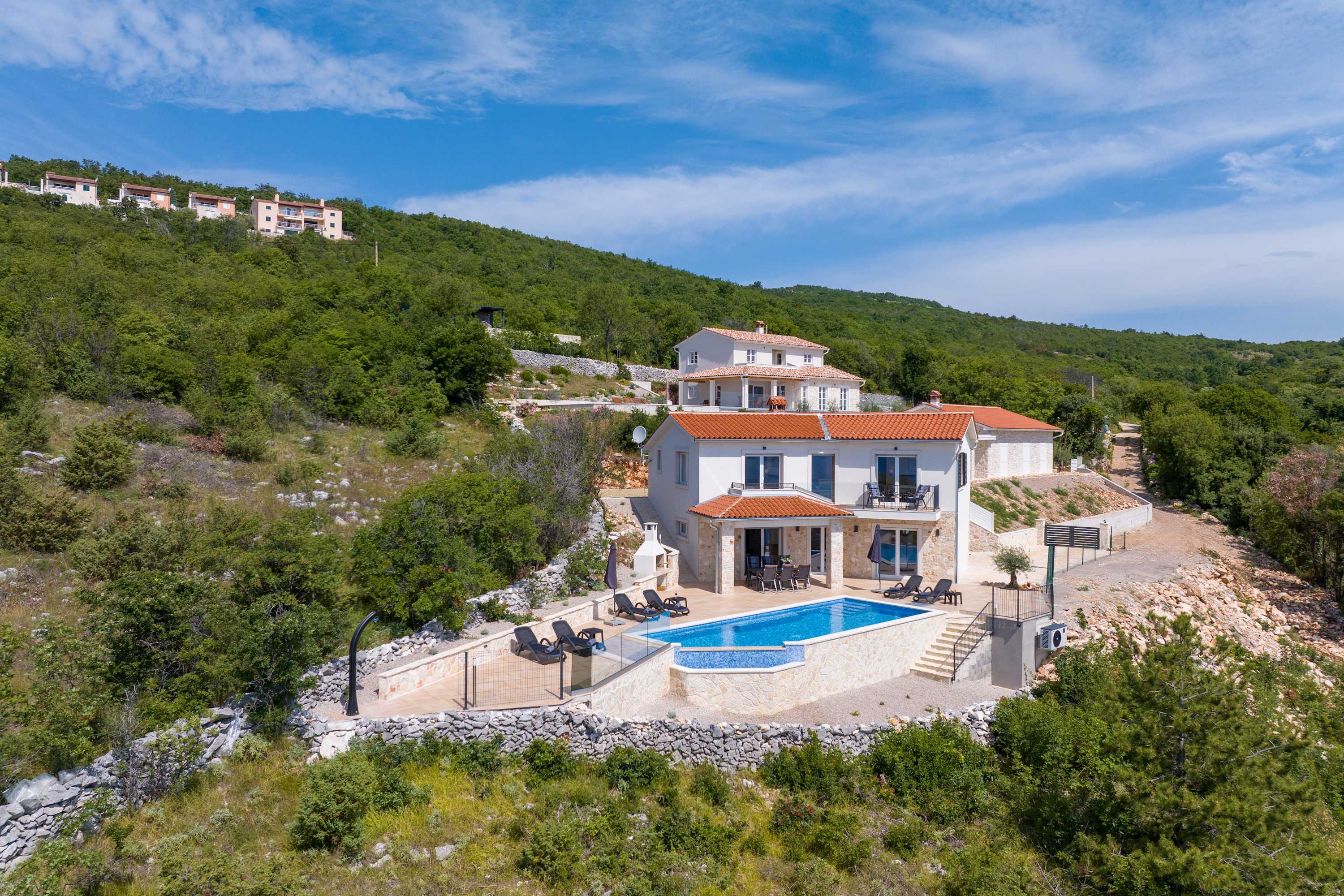 Villa Mare Visum with heated pool