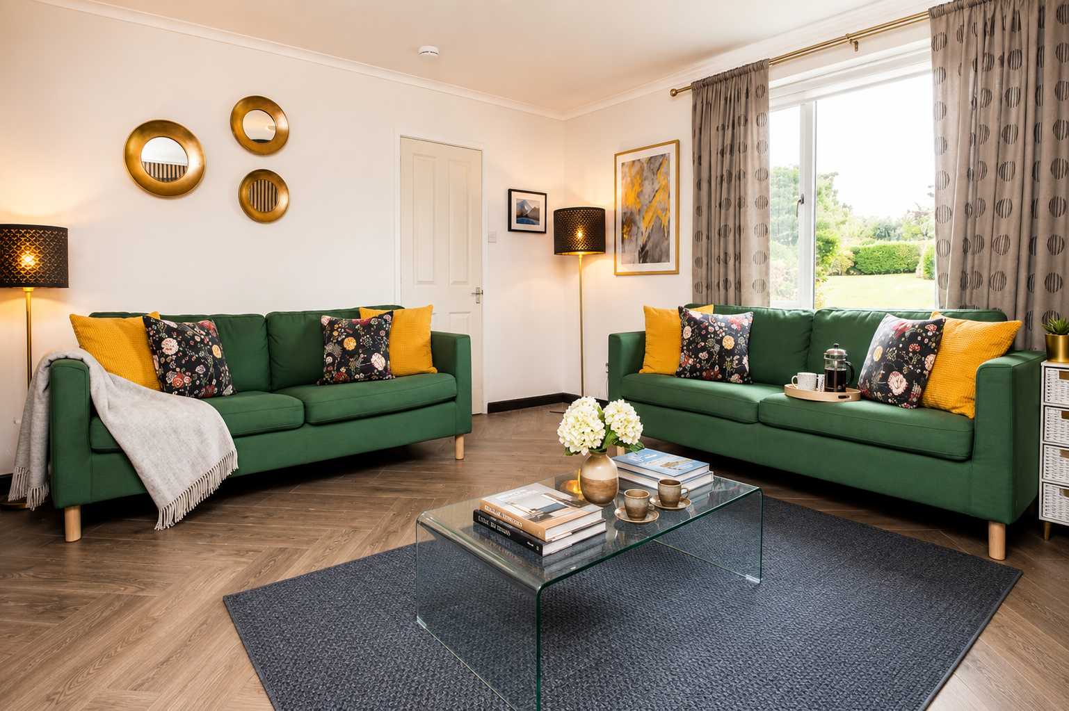 View 3BR Peebles Home - Free Parking - Near Glentress in Victoria Park Drive 26 EH45 9AD 3BR Peebles Home - Free Parking - Near Glentress in Victoria Park Drive 26 EH45 9AD - Property image 7 - VivreStays